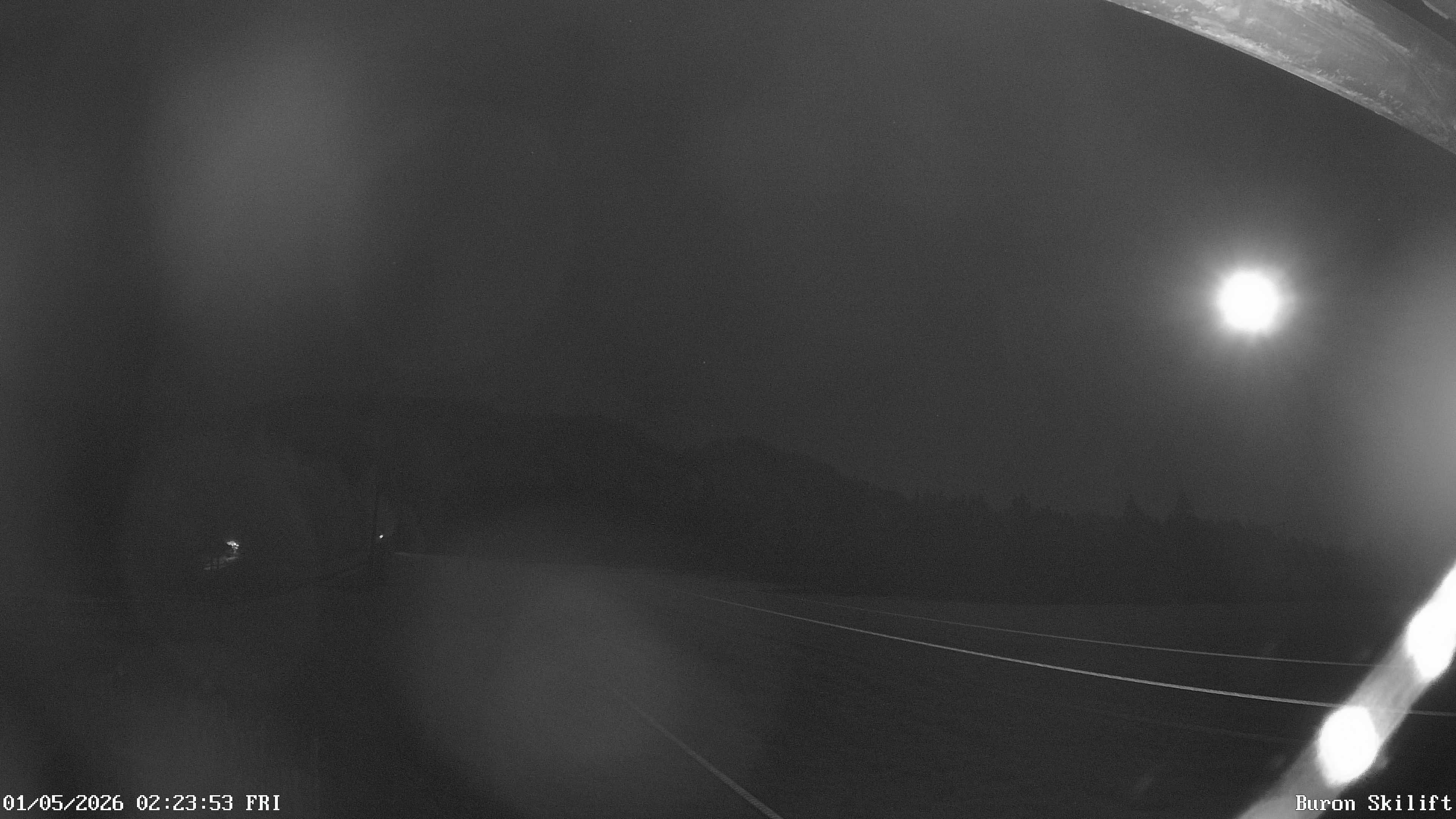 Archived image Webcam Enjoy the panoama view of the ski trail and lift in Buron