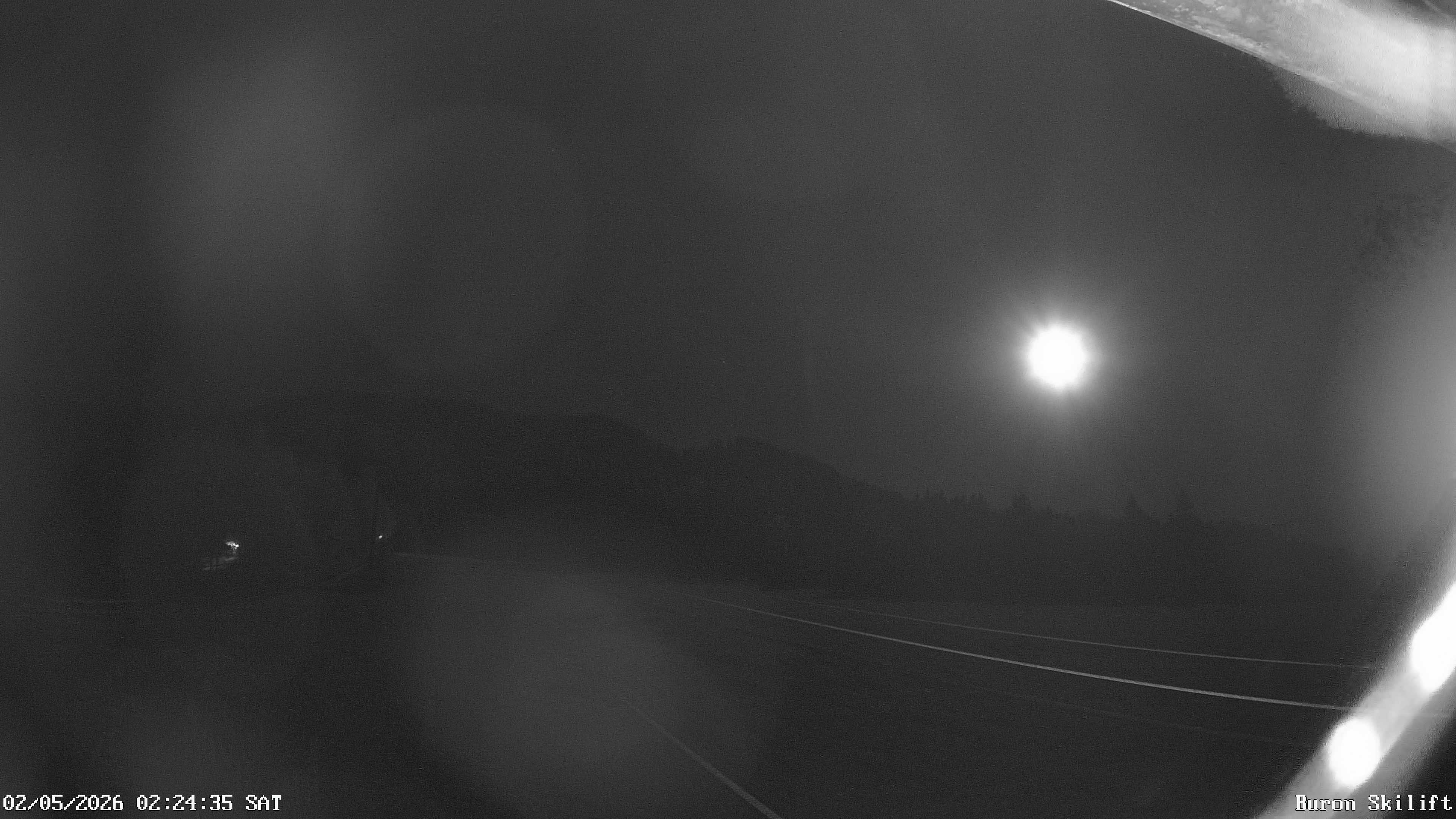 Archived image Webcam Enjoy the panoama view of the ski trail and lift in Buron