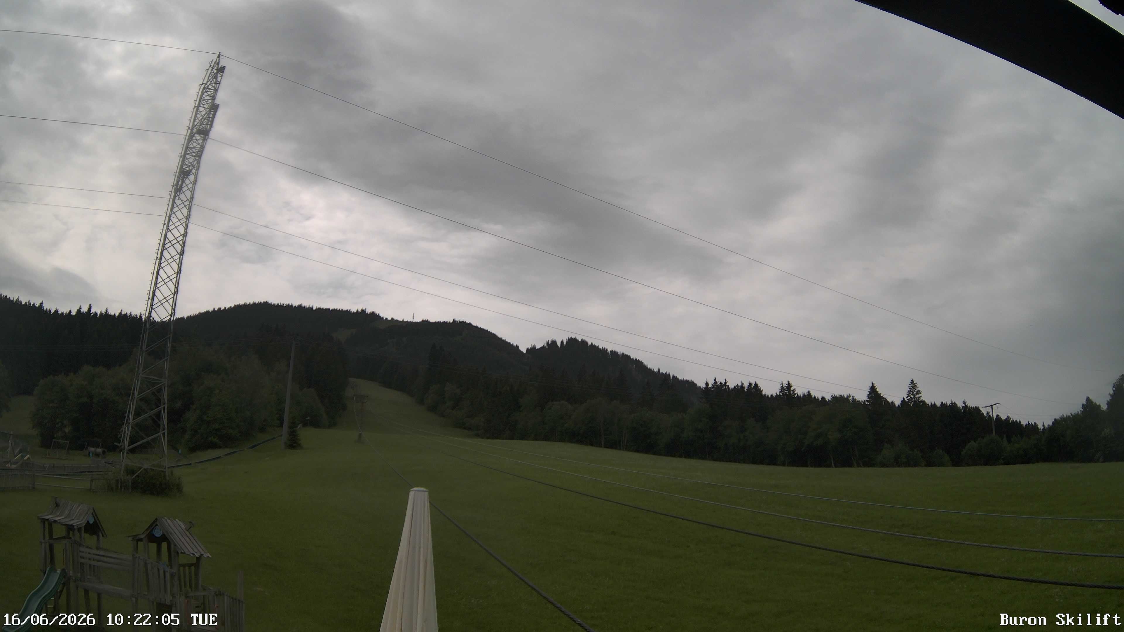 Archived image Webcam Enjoy the panoama view of the ski trail and lift in Buron