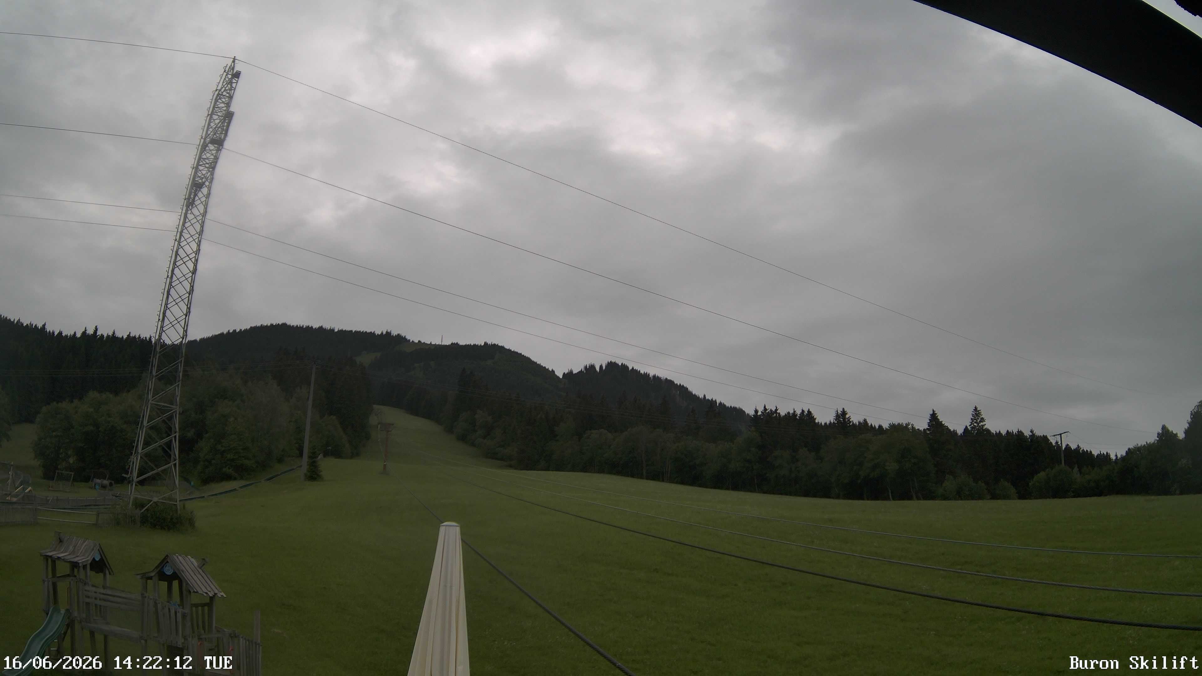 Archived image Webcam Enjoy the panoama view of the ski trail and lift in Buron