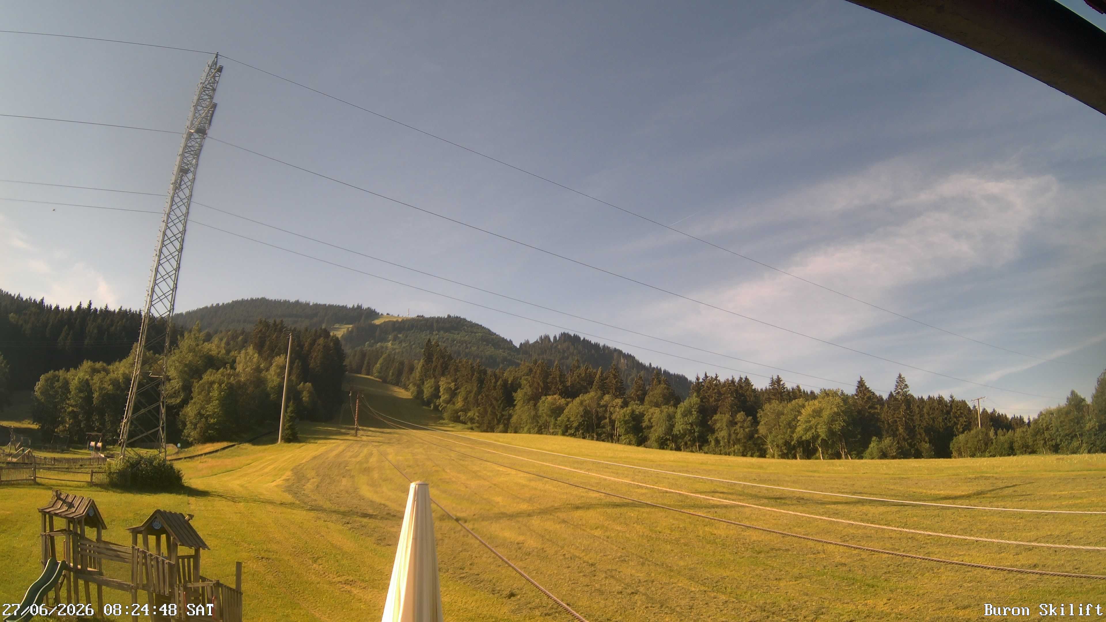 Archived image Webcam Enjoy the panoama view of the ski trail and lift in Buron