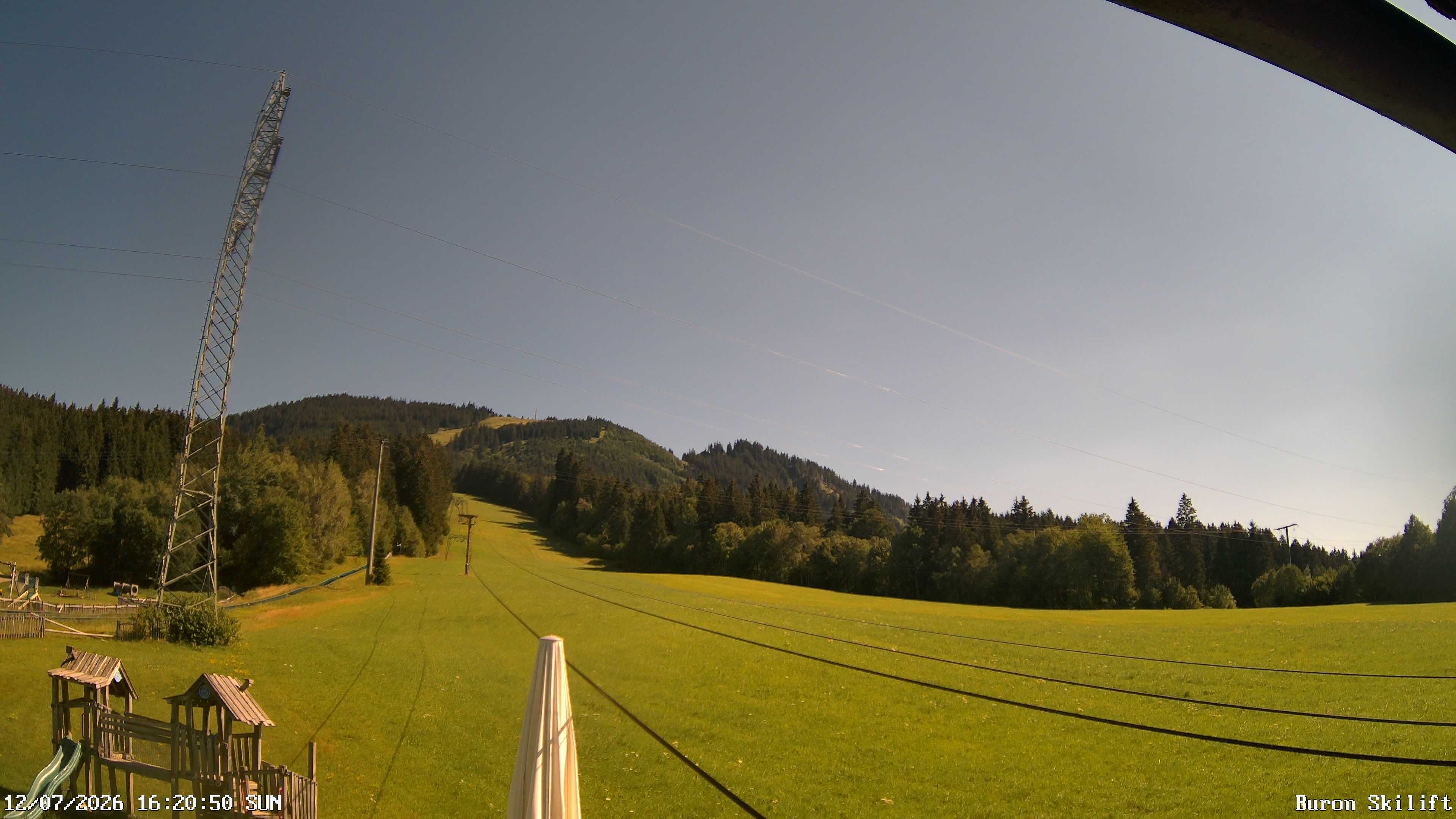 Archived image Webcam Enjoy the panoama view of the ski trail and lift in Buron