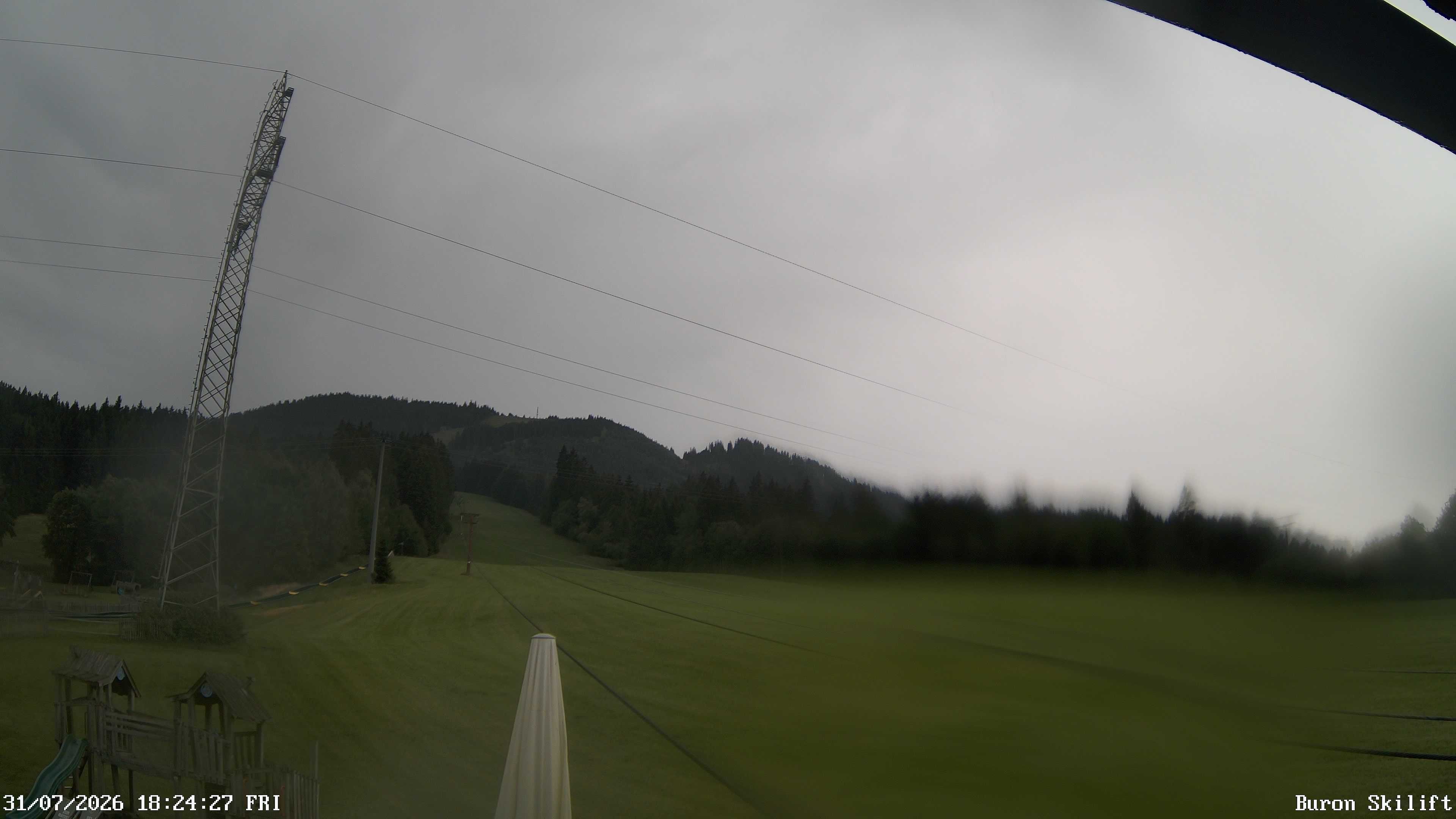 Archived image Webcam Enjoy the panoama view of the ski trail and lift in Buron