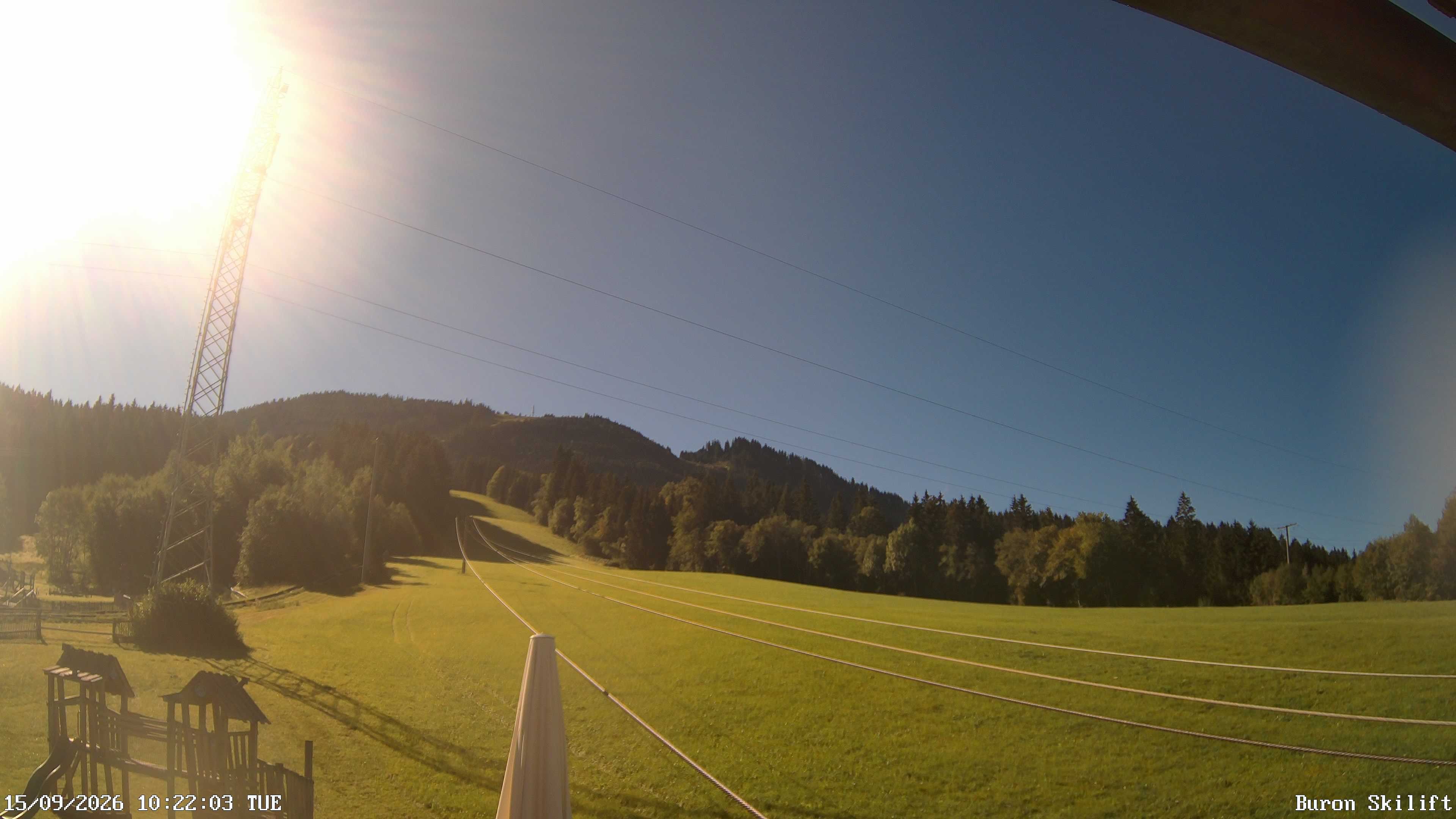 Archived image Webcam Enjoy the panoama view of the ski trail and lift in Buron