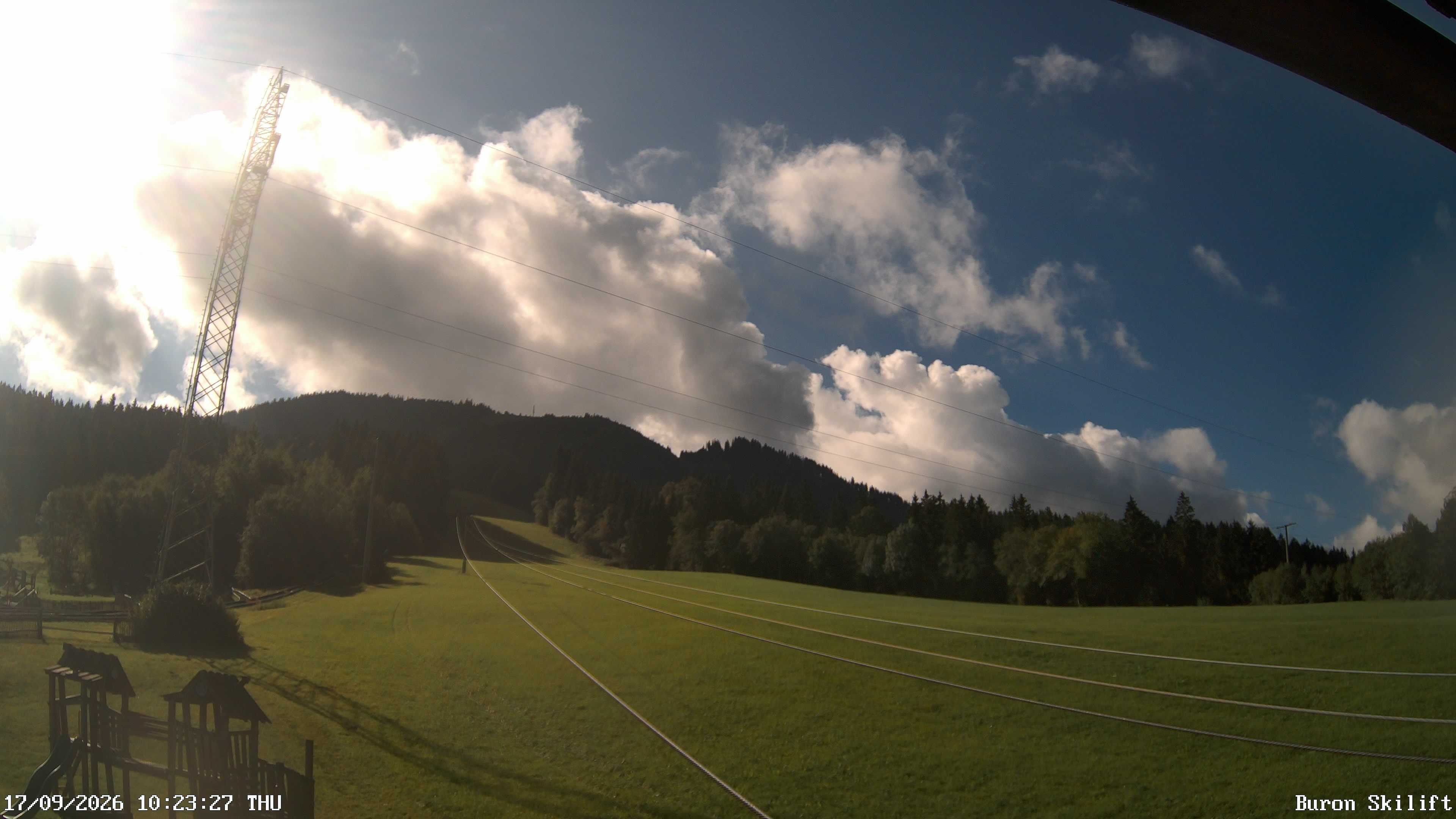 Archived image Webcam Enjoy the panoama view of the ski trail and lift in Buron