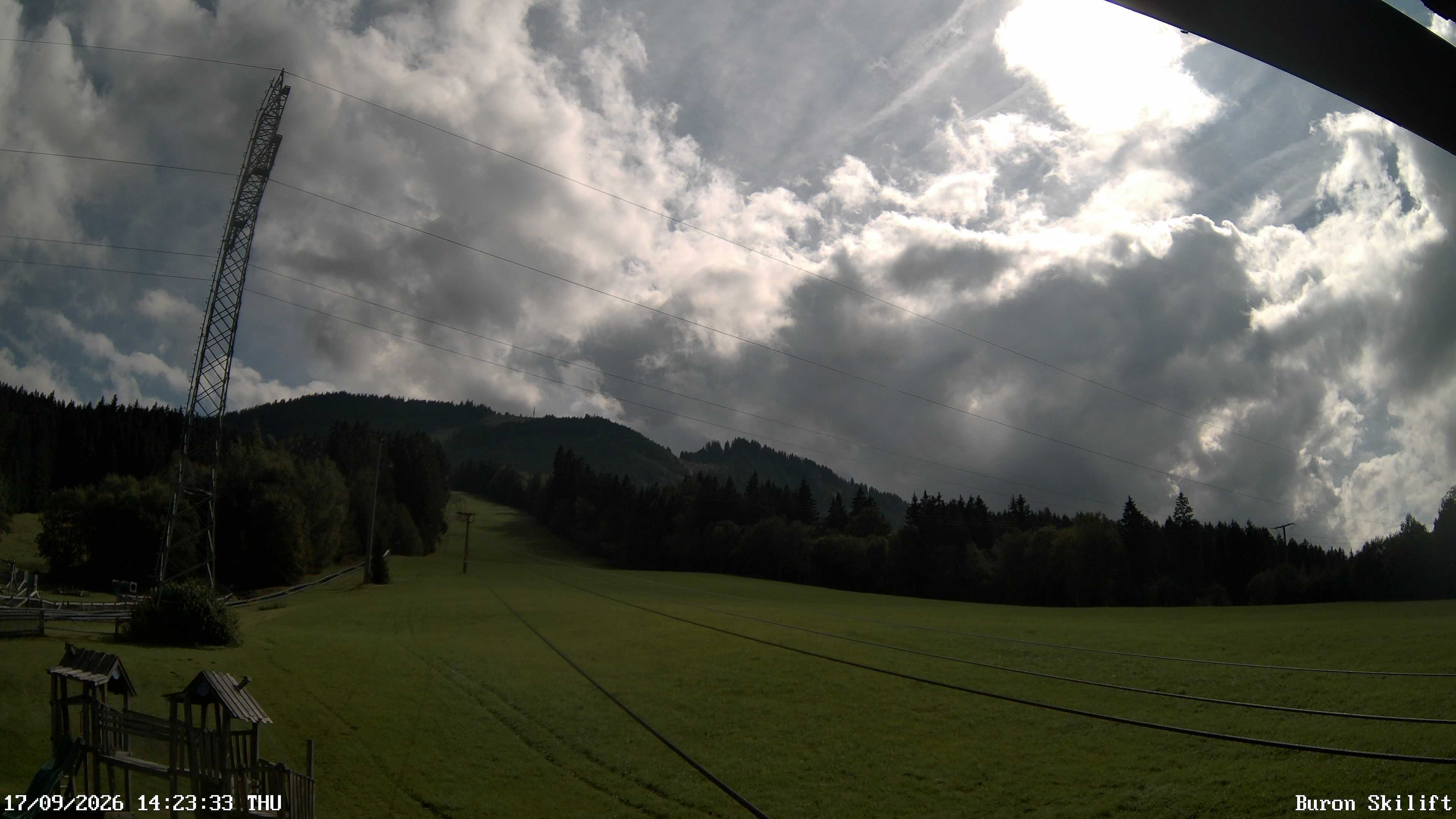 Archived image Webcam Enjoy the panoama view of the ski trail and lift in Buron