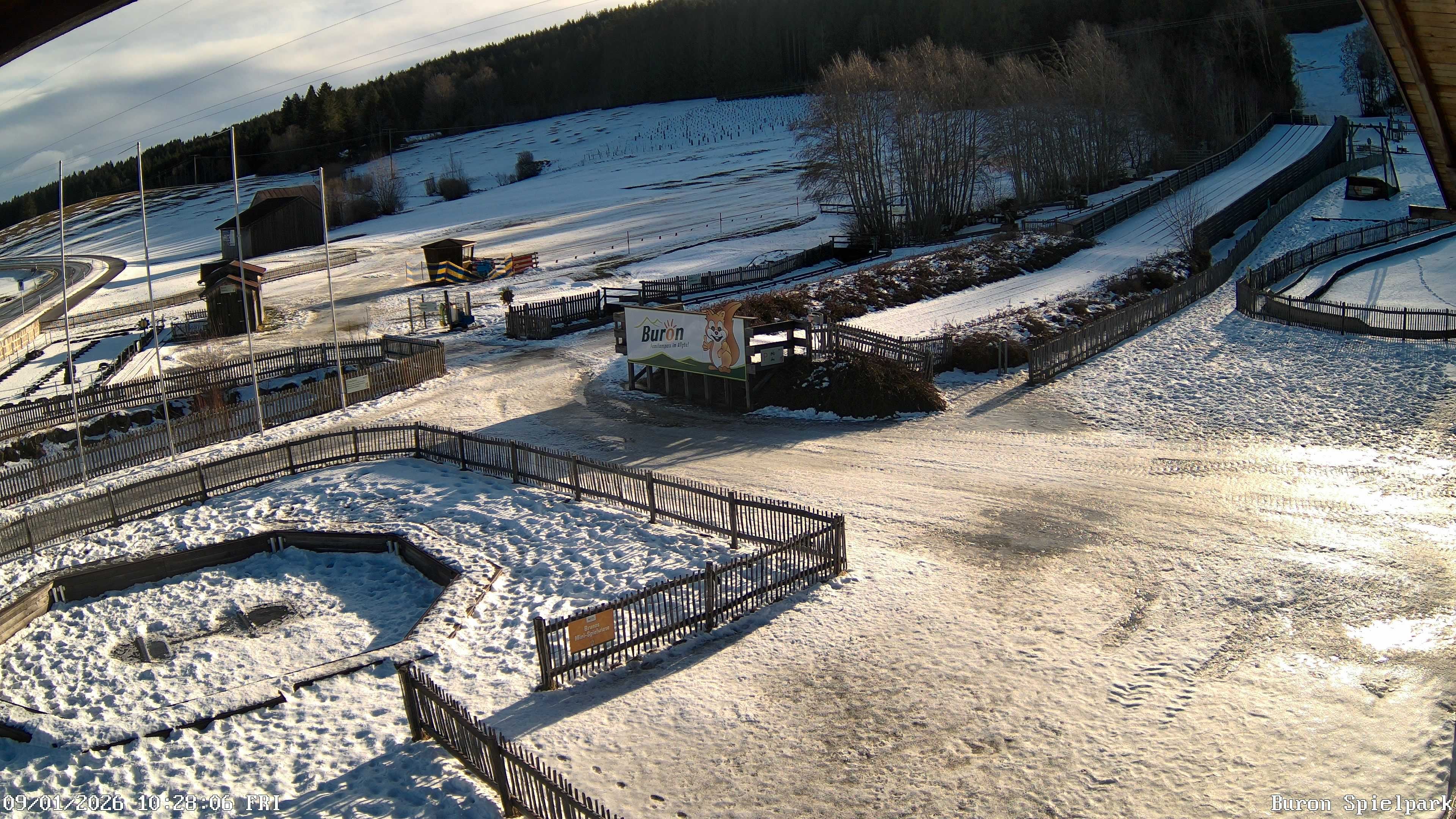 Archiv Foto Webcam Fernsicht auf den Gasthof Buron Stadl im Tal
