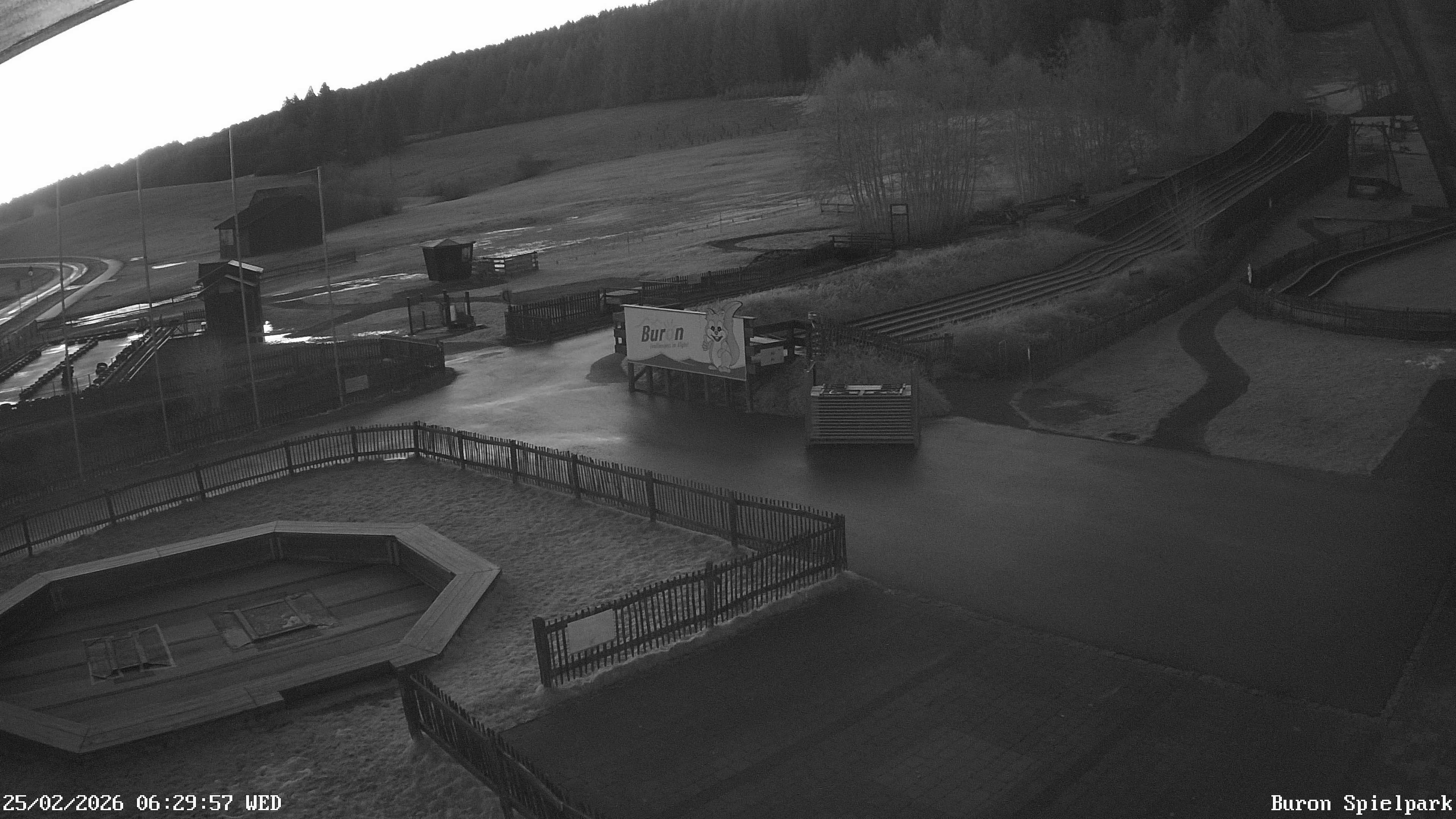 Archiv Foto Webcam Fernsicht auf den Gasthof Buron Stadl im Tal