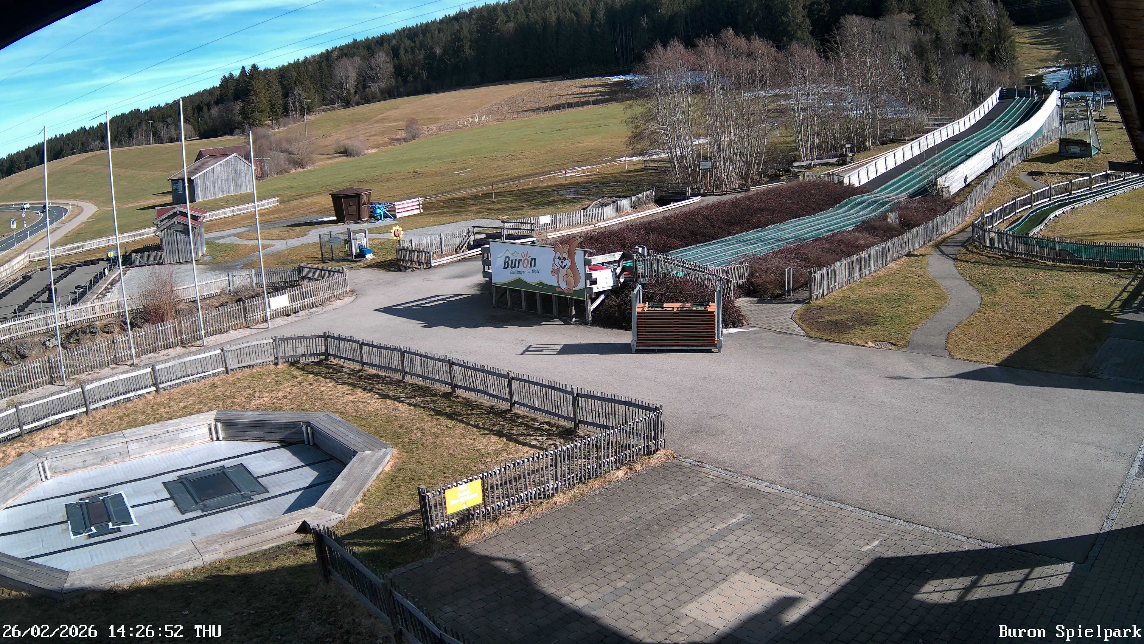 Archived image Webcam with the view of the Alpine restaurant Buron Stadl