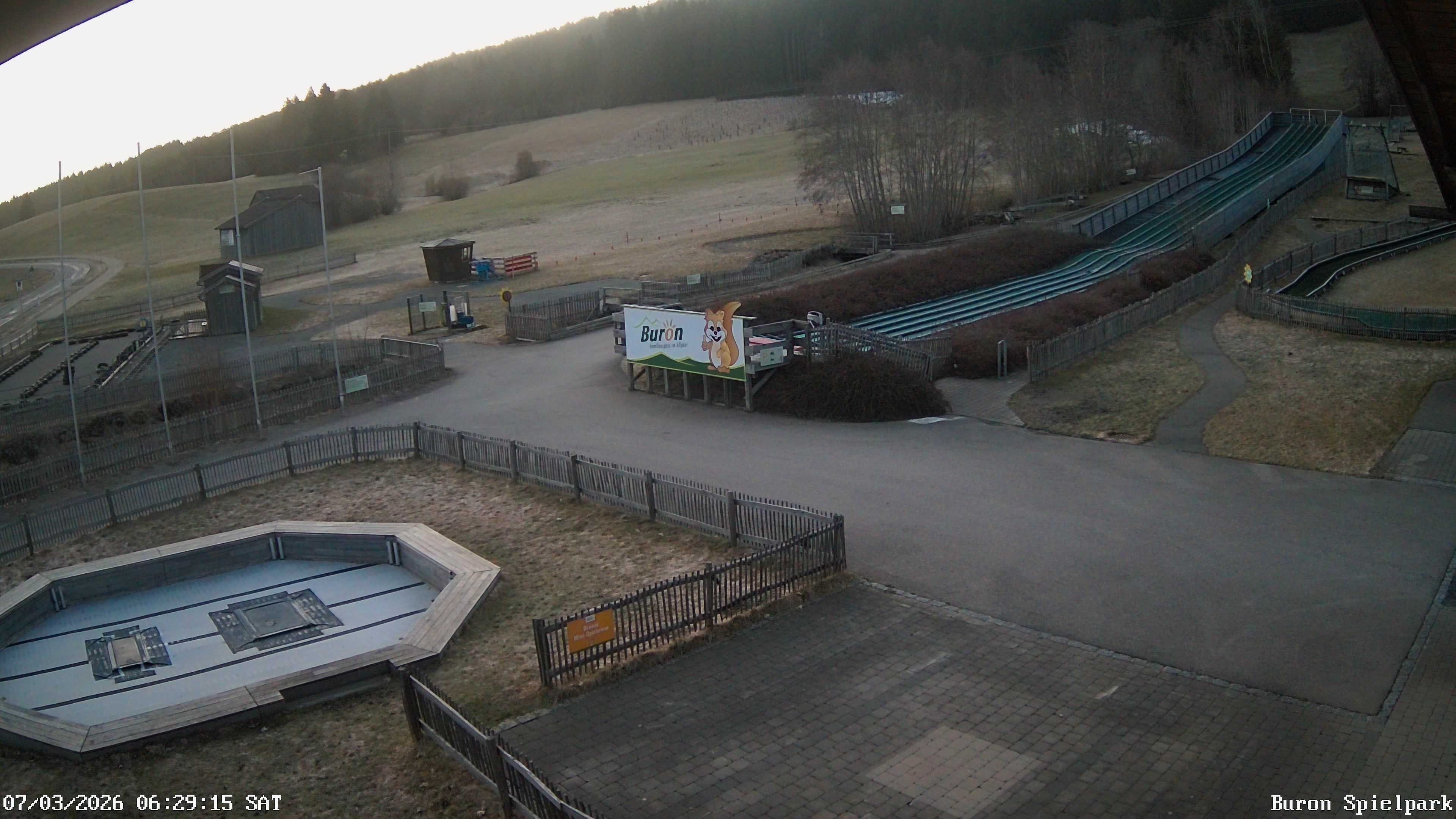 Archiv Foto Webcam Fernsicht auf den Gasthof Buron Stadl im Tal