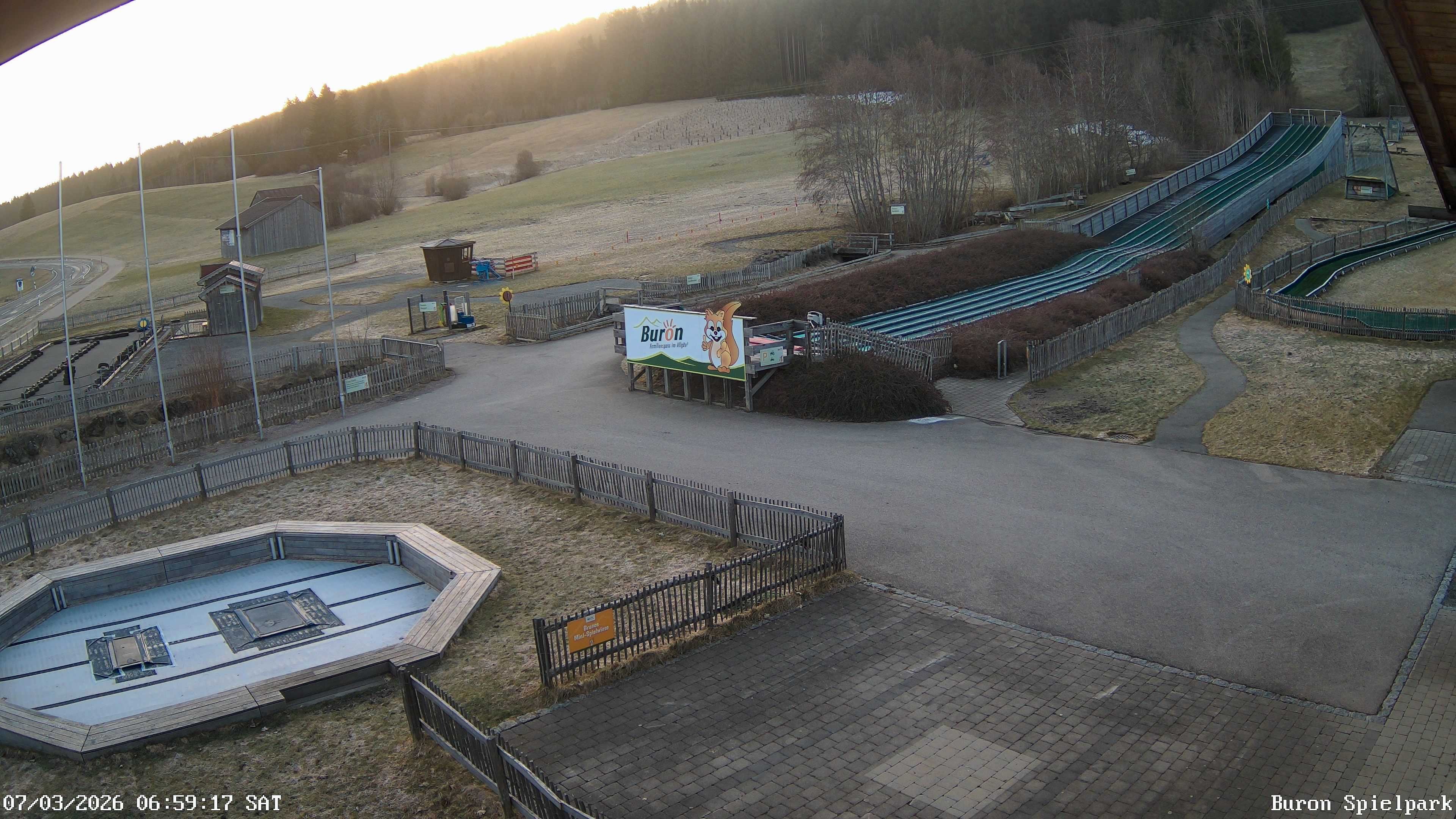 Archiv Foto Webcam Fernsicht auf den Gasthof Buron Stadl im Tal