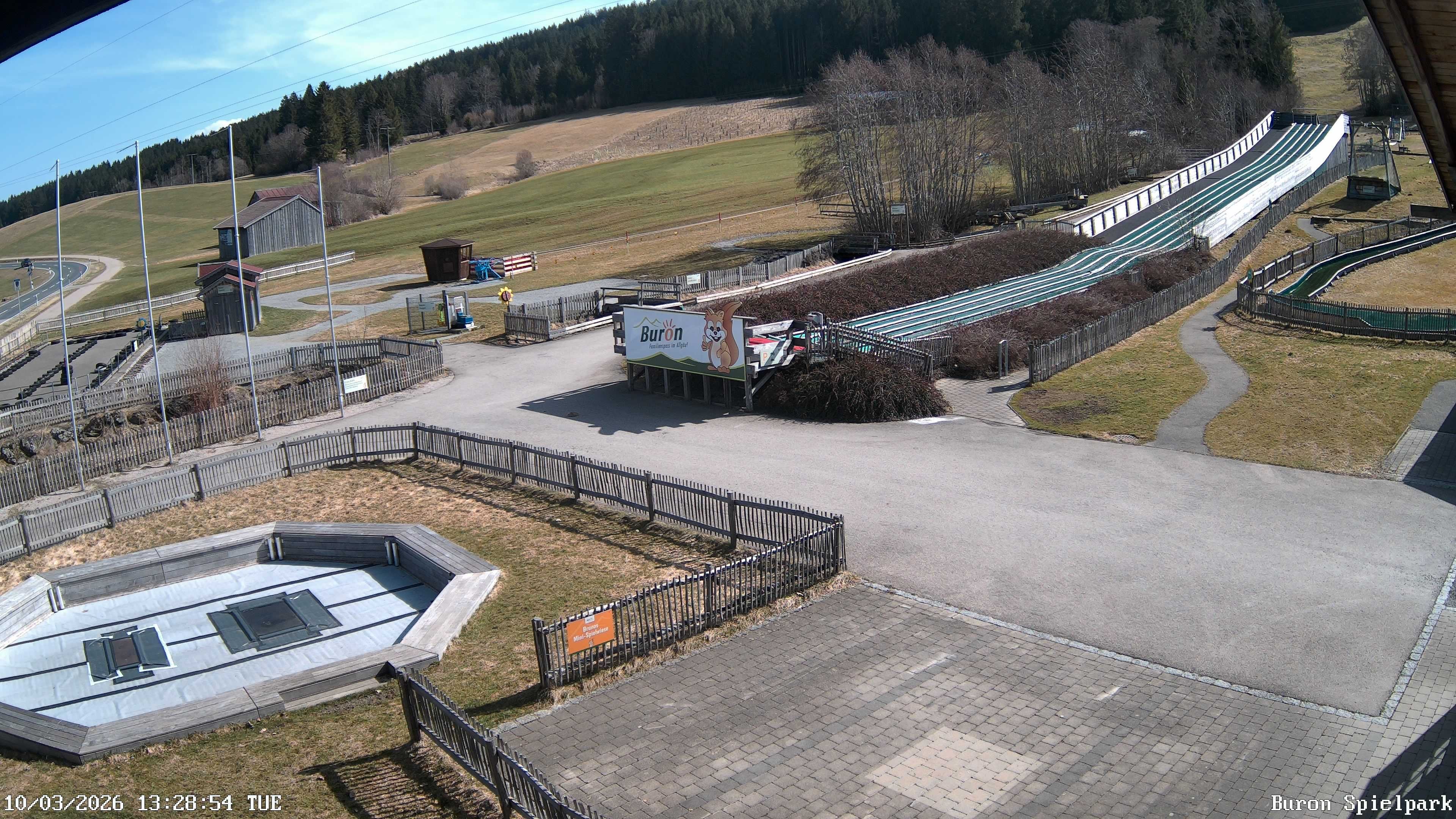 Archiv Foto Webcam Fernsicht auf den Gasthof Buron Stadl im Tal