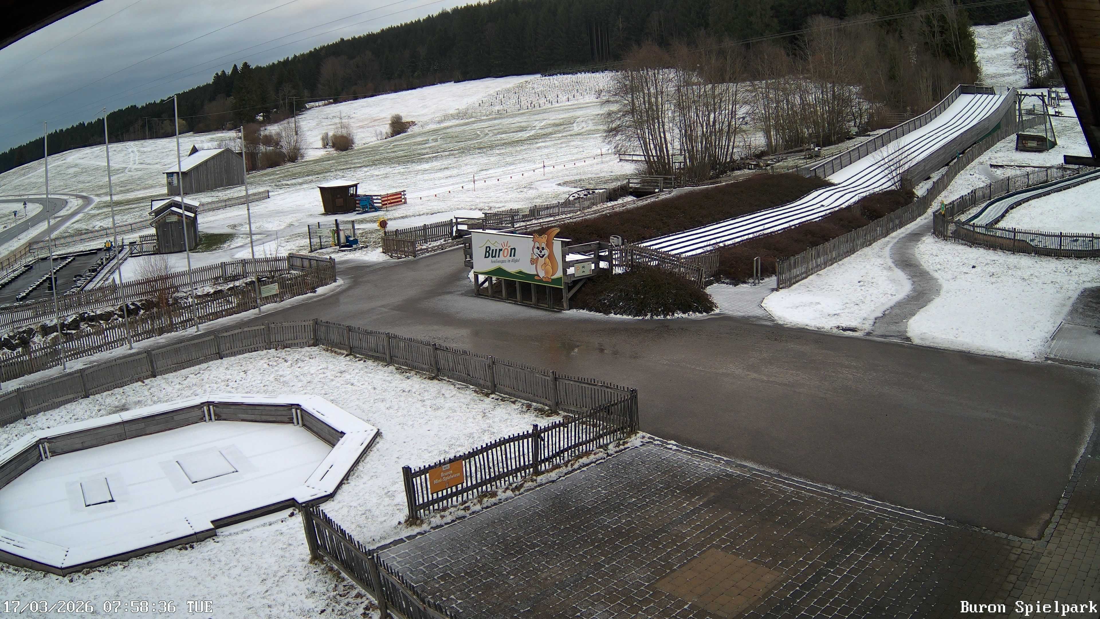 Archiv Foto Webcam Fernsicht auf den Gasthof Buron Stadl im Tal