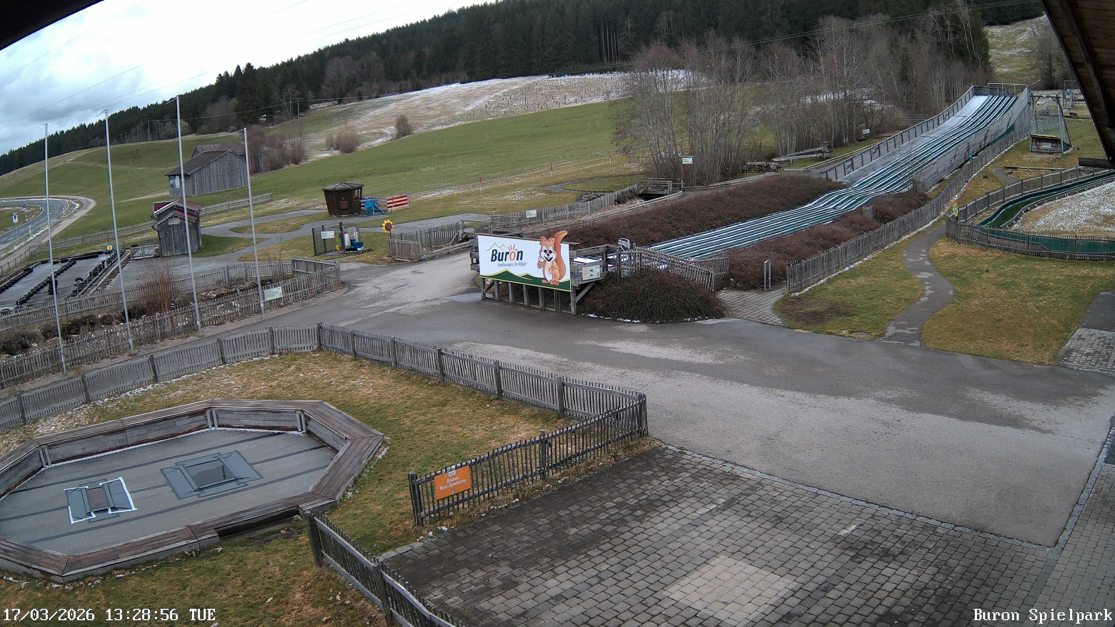 Archiv Foto Webcam Fernsicht auf den Gasthof Buron Stadl im Tal