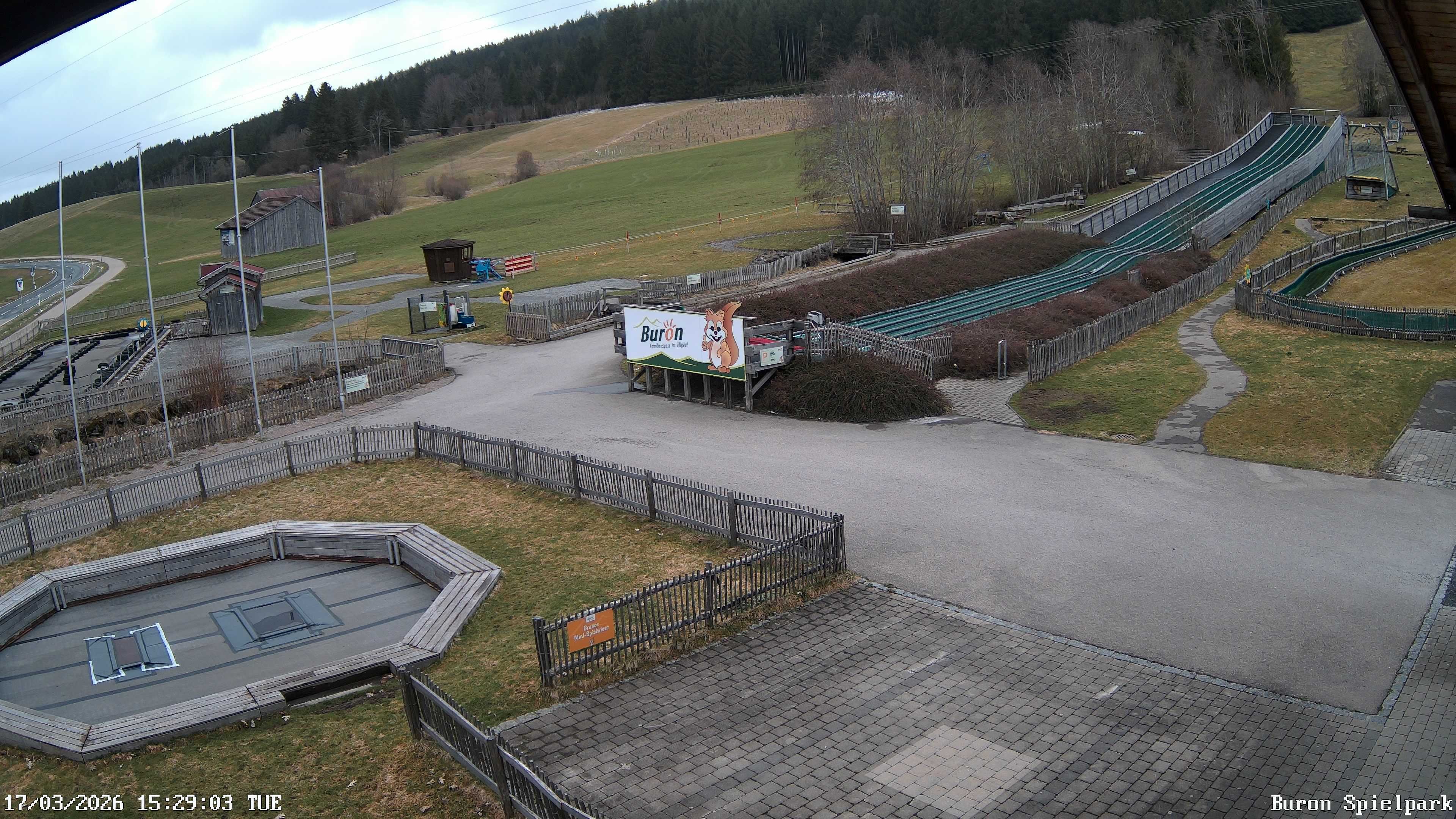 Archiv Foto Webcam Fernsicht auf den Gasthof Buron Stadl im Tal