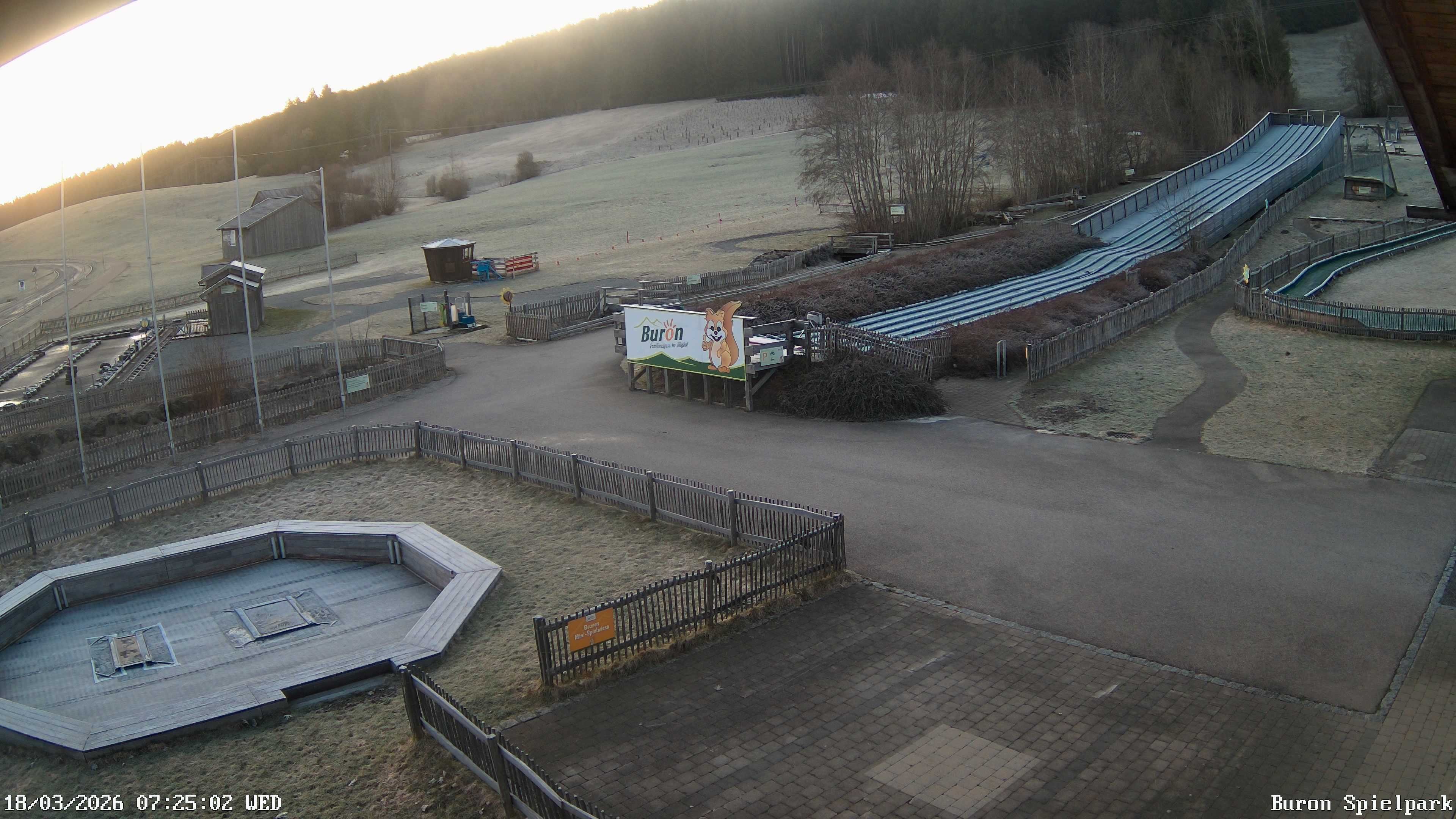 Archiv Foto Webcam Fernsicht auf den Gasthof Buron Stadl im Tal