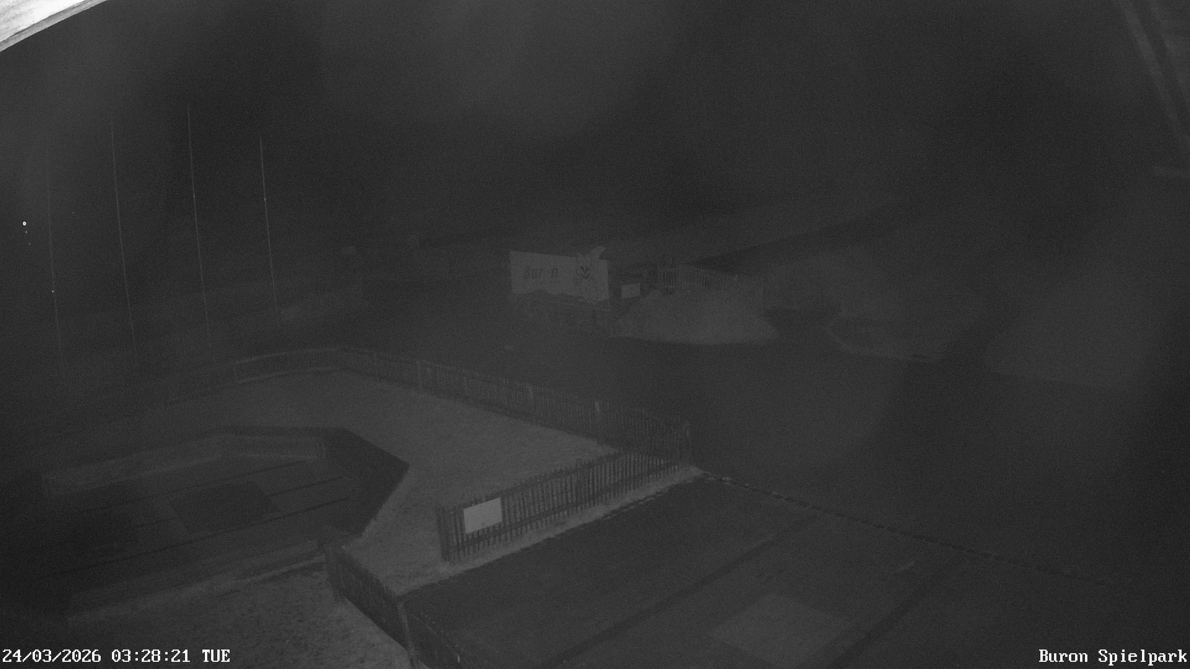 Archived image Webcam with the view of the Alpine restaurant Buron Stadl