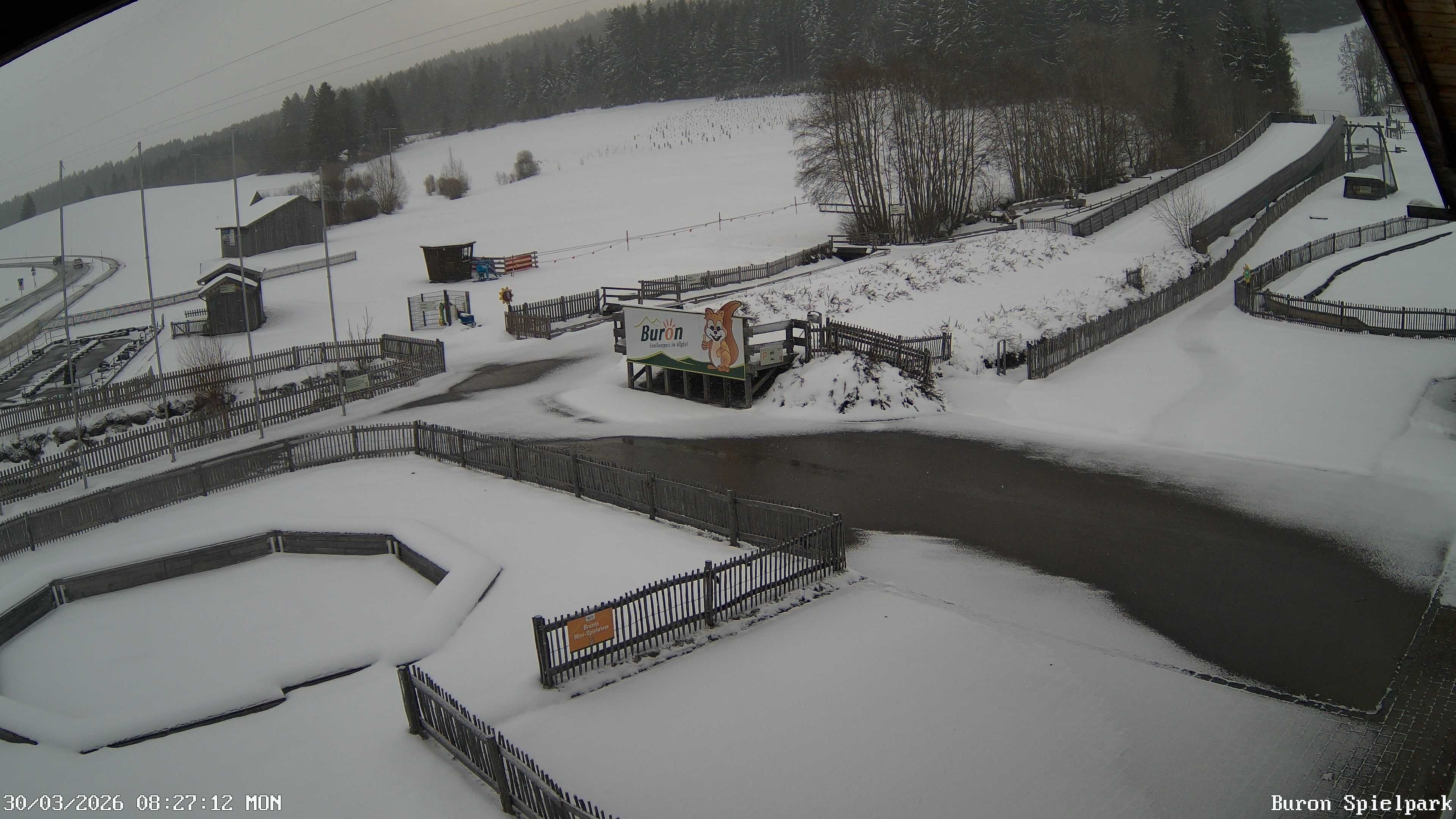 Archived image Webcam with the view of the Alpine restaurant Buron Stadl