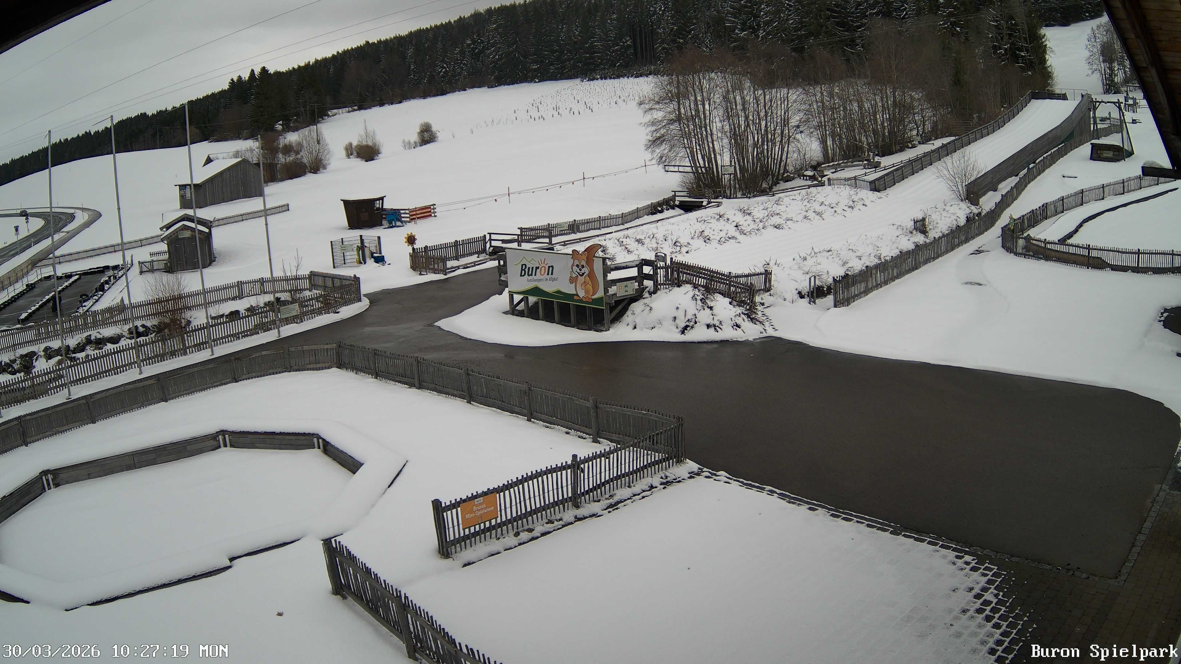 Archived image Webcam with the view of the Alpine restaurant Buron Stadl