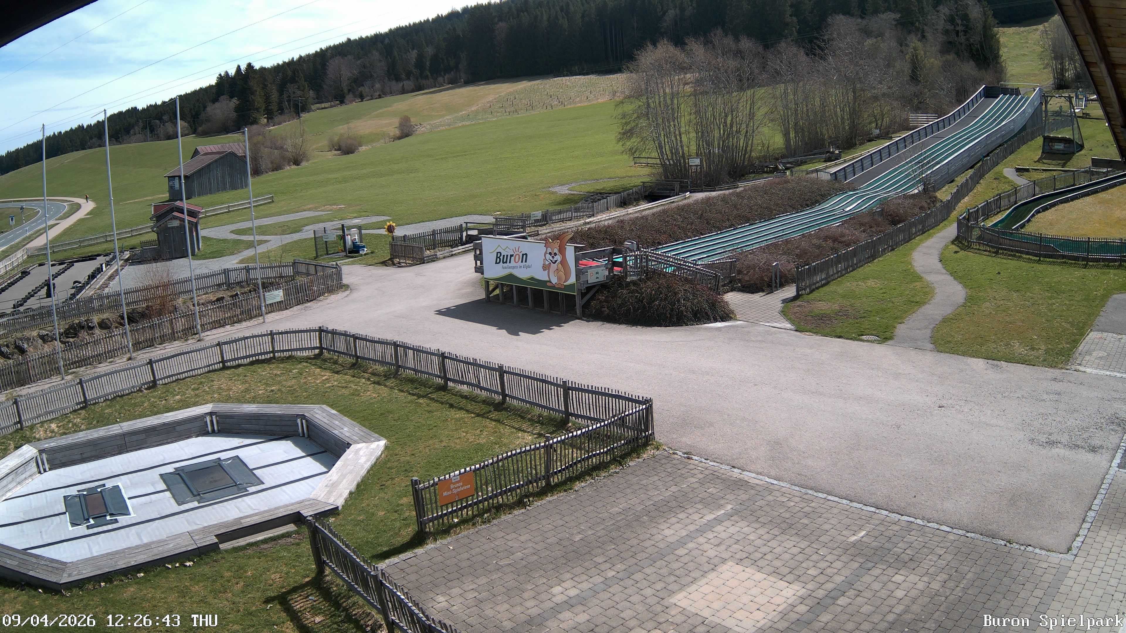 Archived image Webcam with the view of the Alpine restaurant Buron Stadl