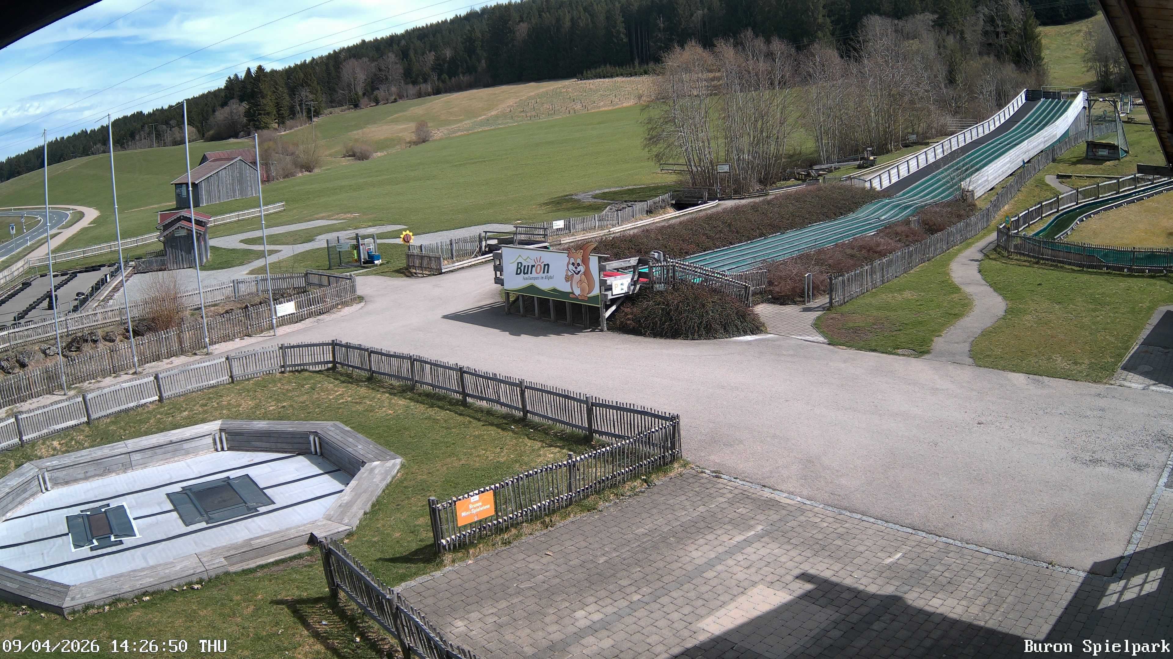 Archived image Webcam with the view of the Alpine restaurant Buron Stadl