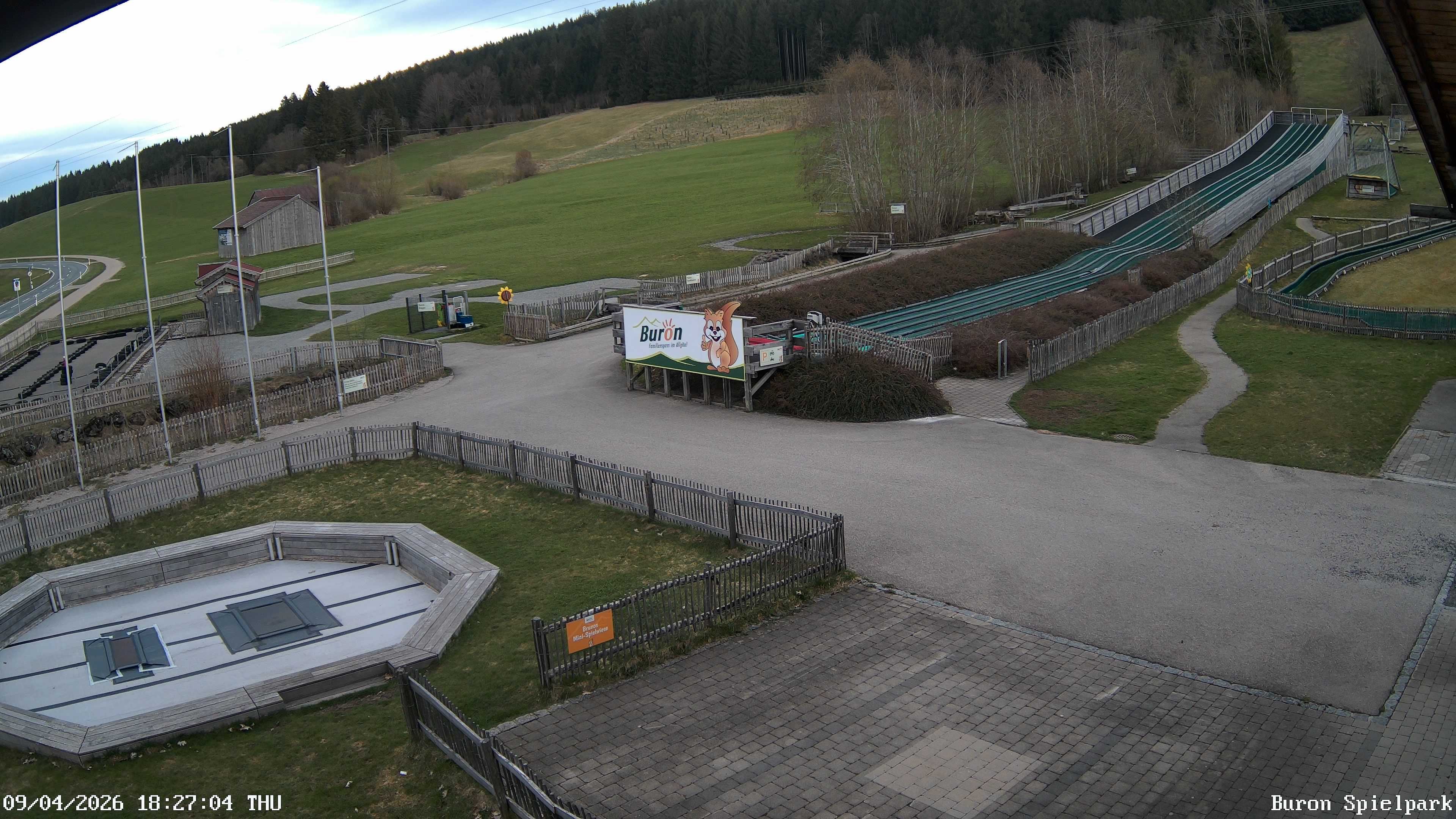 Archived image Webcam with the view of the Alpine restaurant Buron Stadl