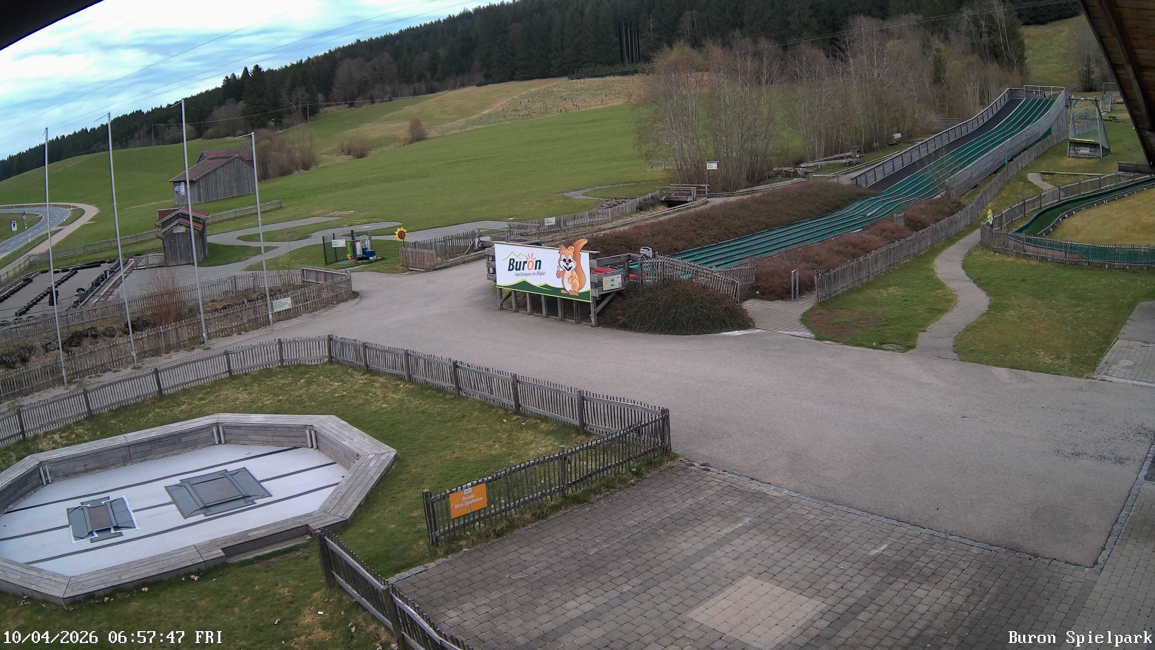Archiv Foto Webcam Fernsicht auf den Gasthof Buron Stadl im Tal