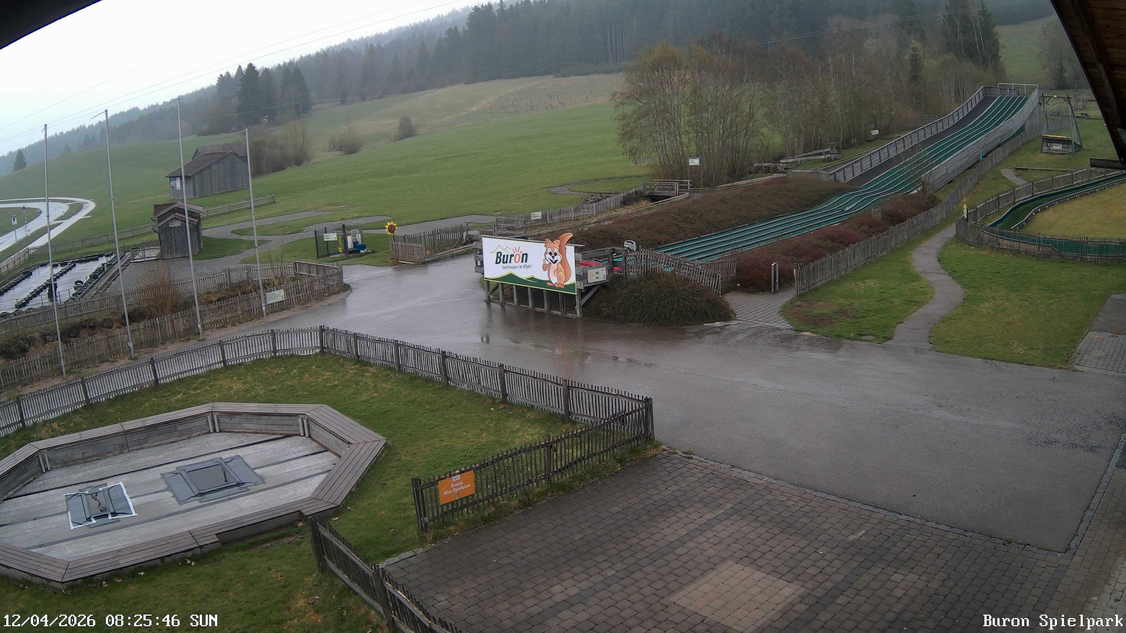 Archived image Webcam with the view of the Alpine restaurant Buron Stadl