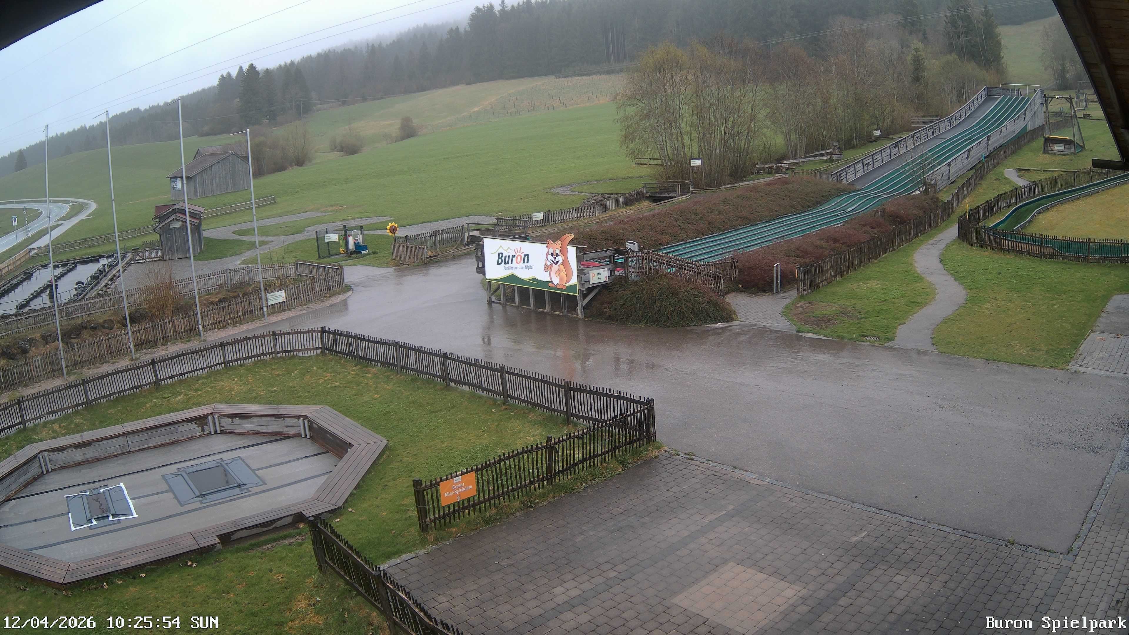 Archived image Webcam with the view of the Alpine restaurant Buron Stadl