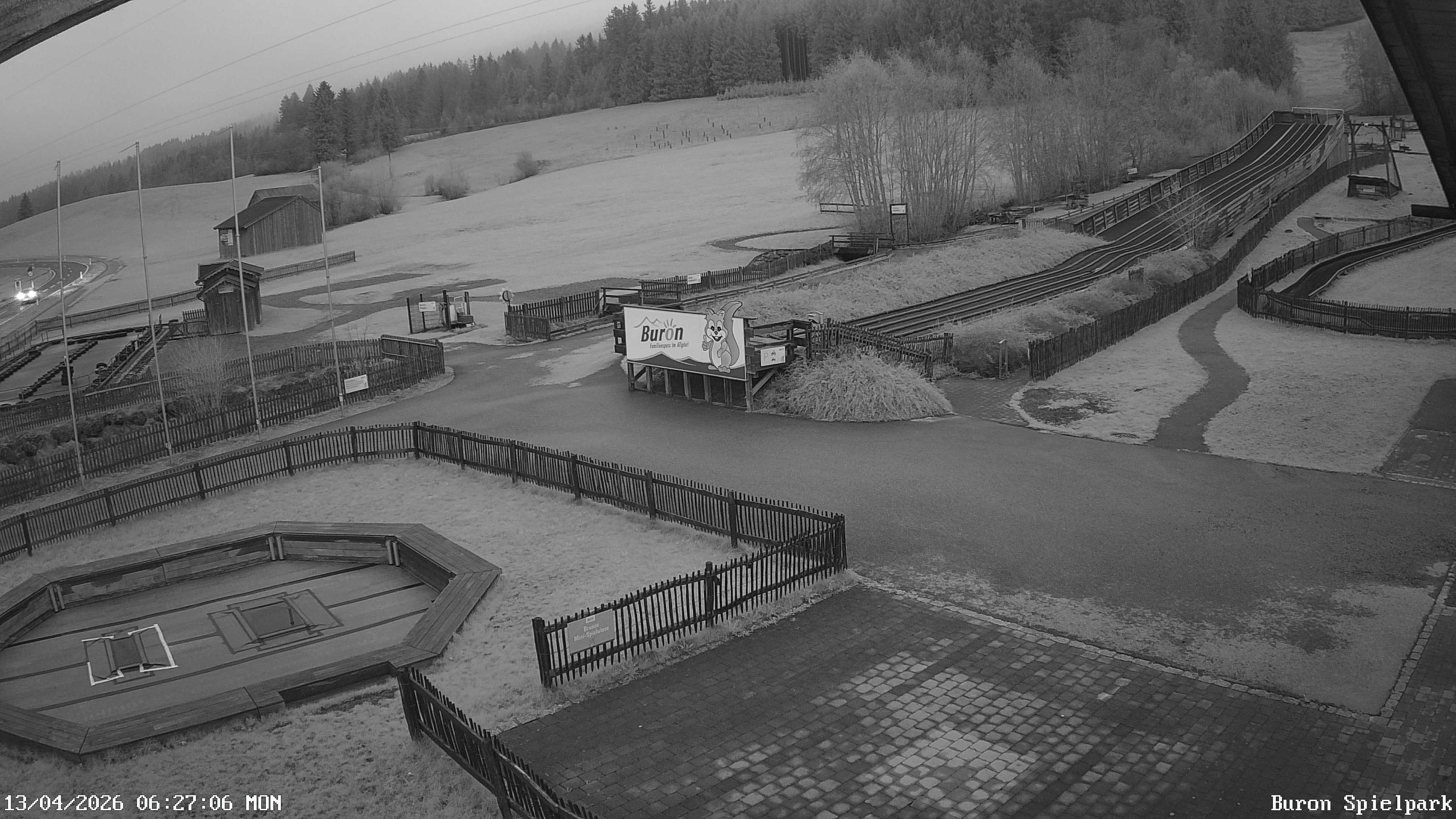 Archiv Foto Webcam Fernsicht auf den Gasthof Buron Stadl im Tal