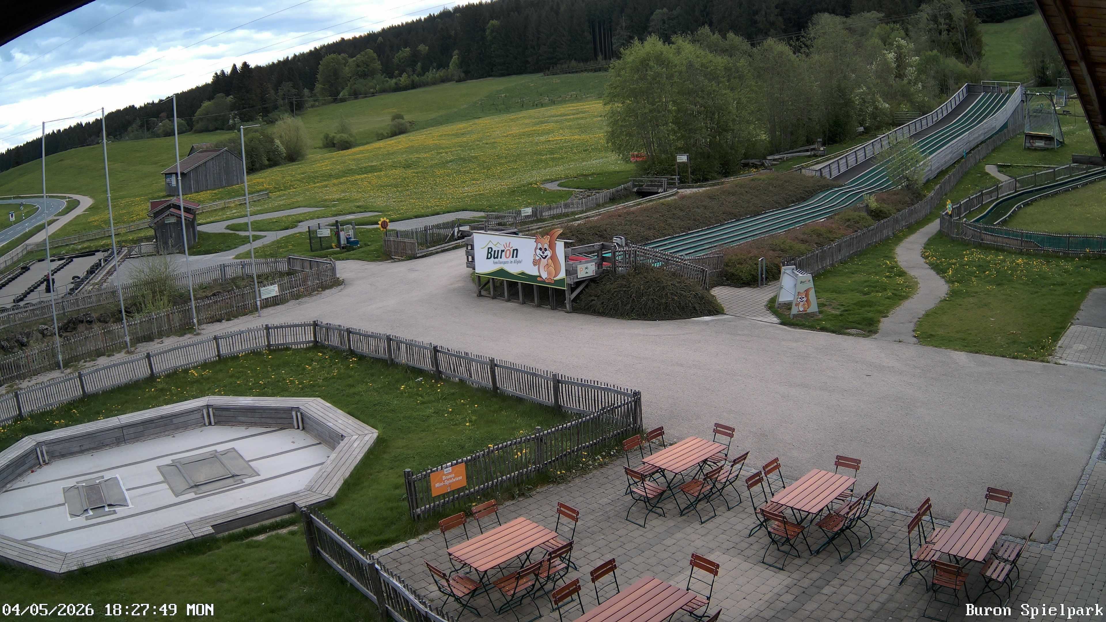 Archiv Foto Webcam Fernsicht auf den Gasthof Buron Stadl im Tal