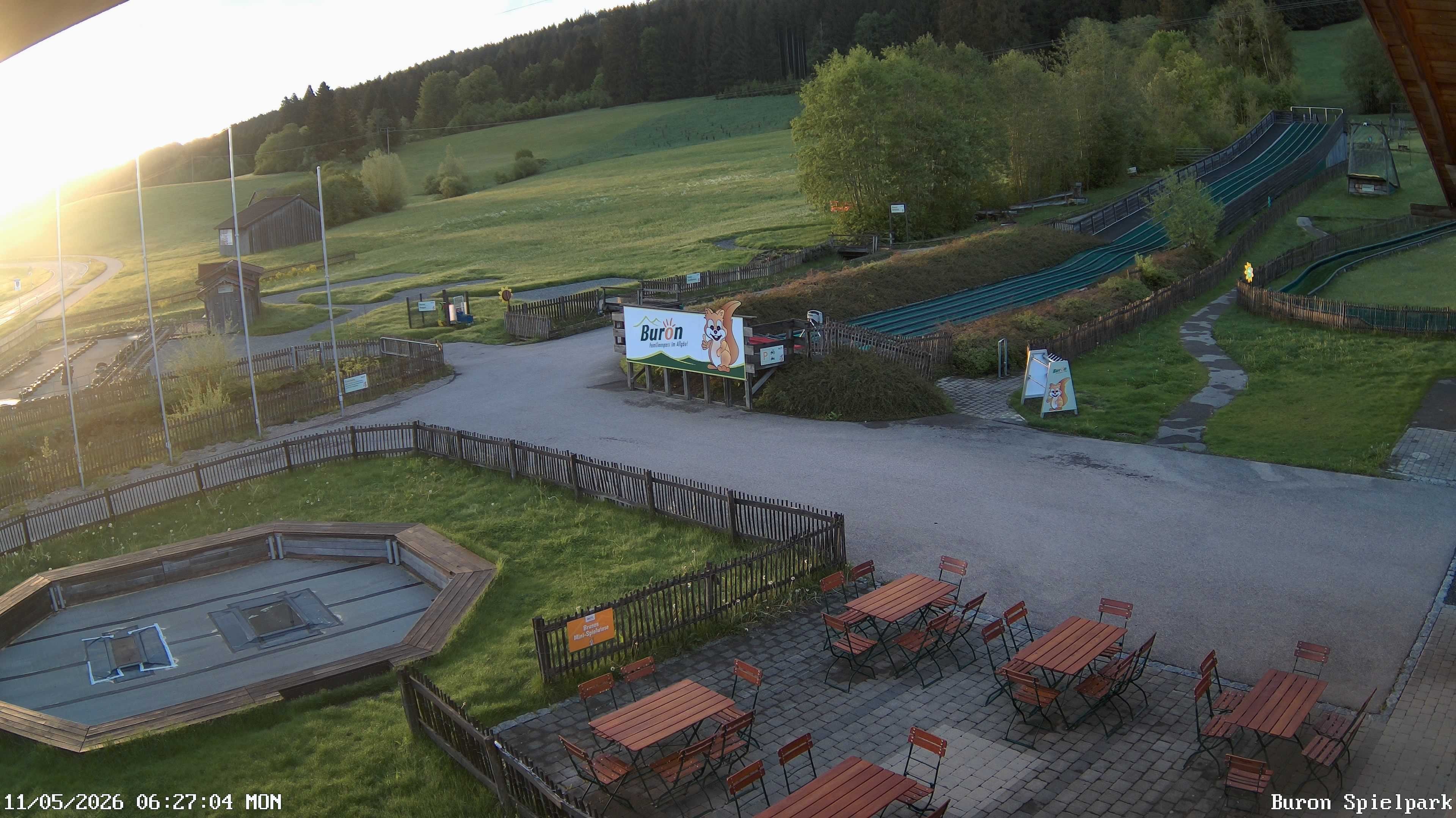 Archiv Foto Webcam Fernsicht auf den Gasthof Buron Stadl im Tal