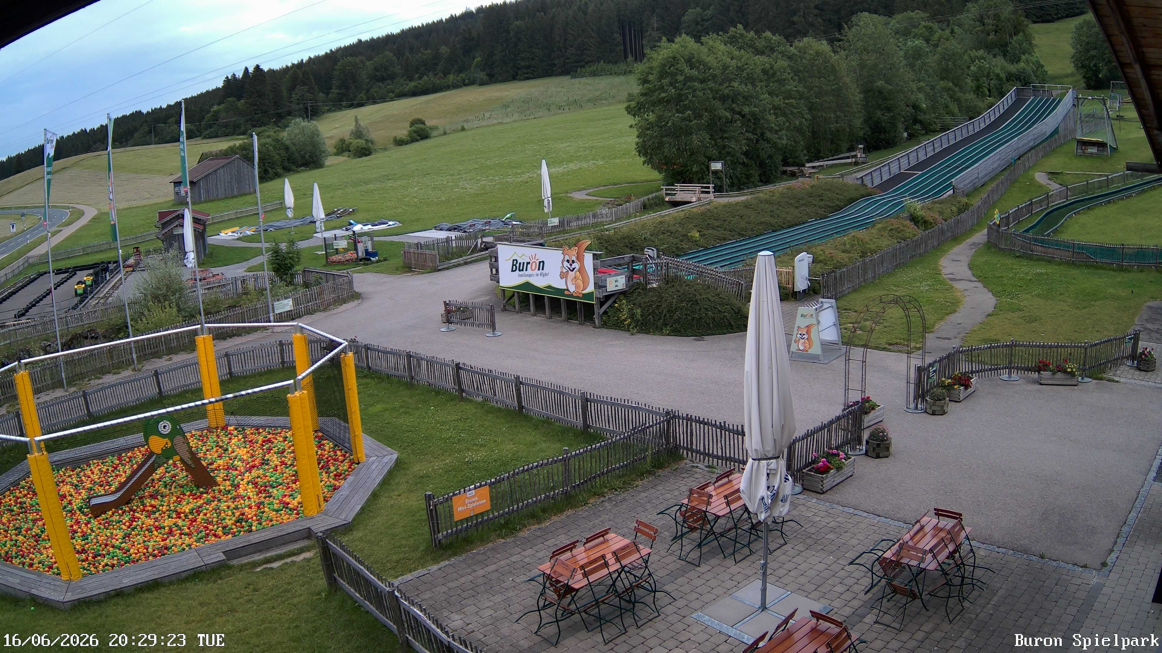 Archiv Foto Webcam Fernsicht auf den Gasthof Buron Stadl im Tal