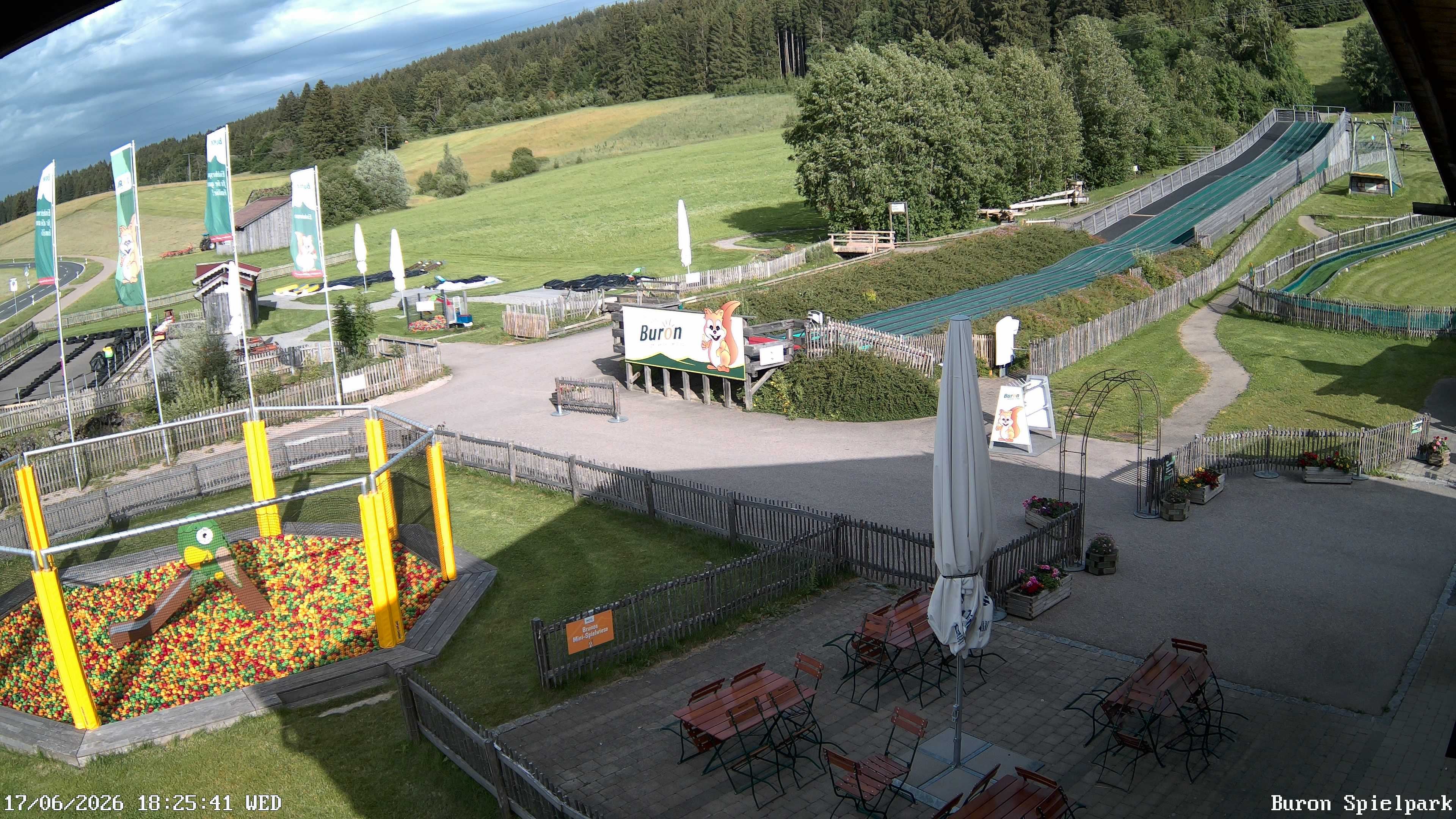 Archiv Foto Webcam Fernsicht auf den Gasthof Buron Stadl im Tal