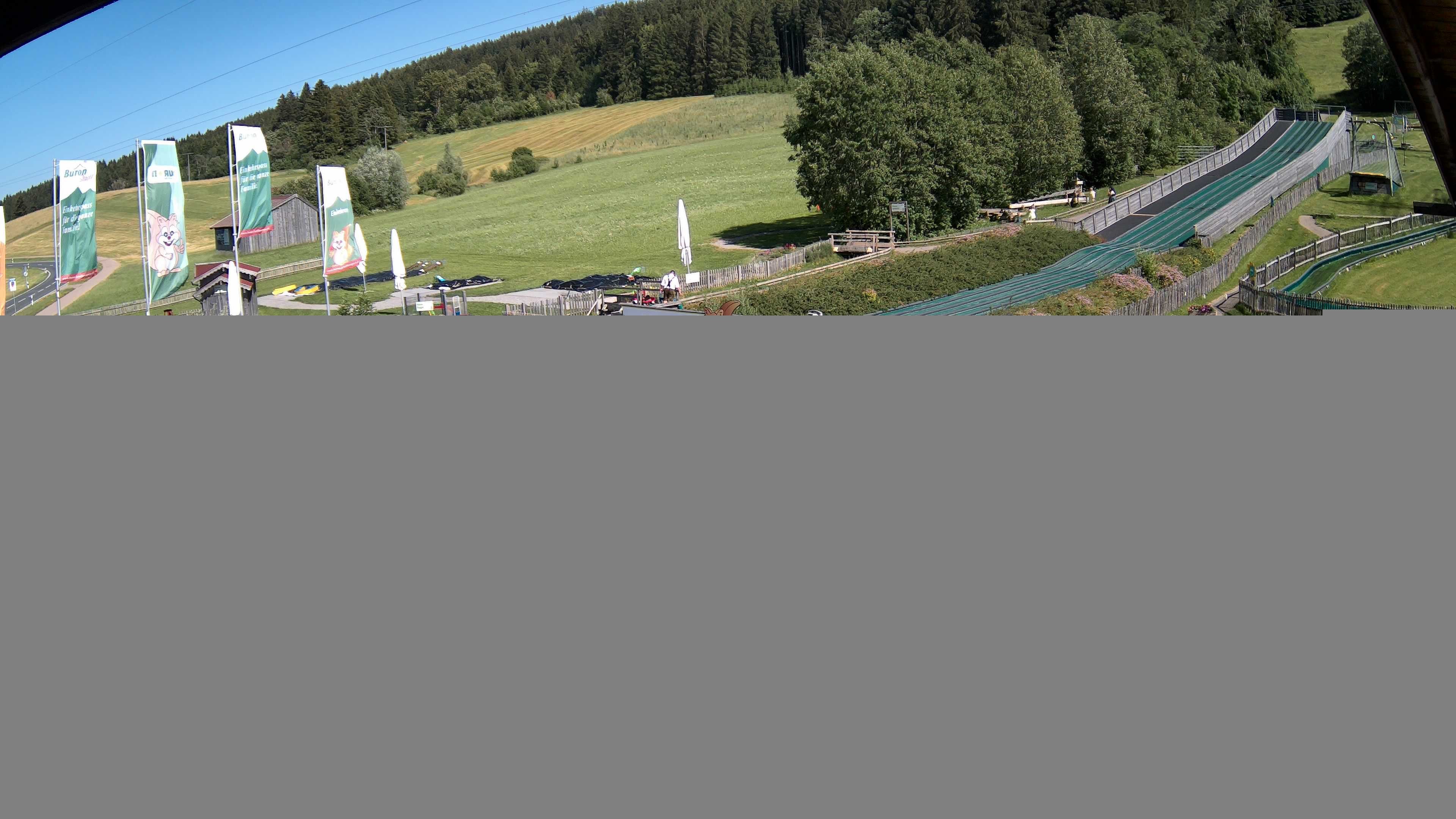 Archived image Webcam with the view of the Alpine restaurant Buron Stadl