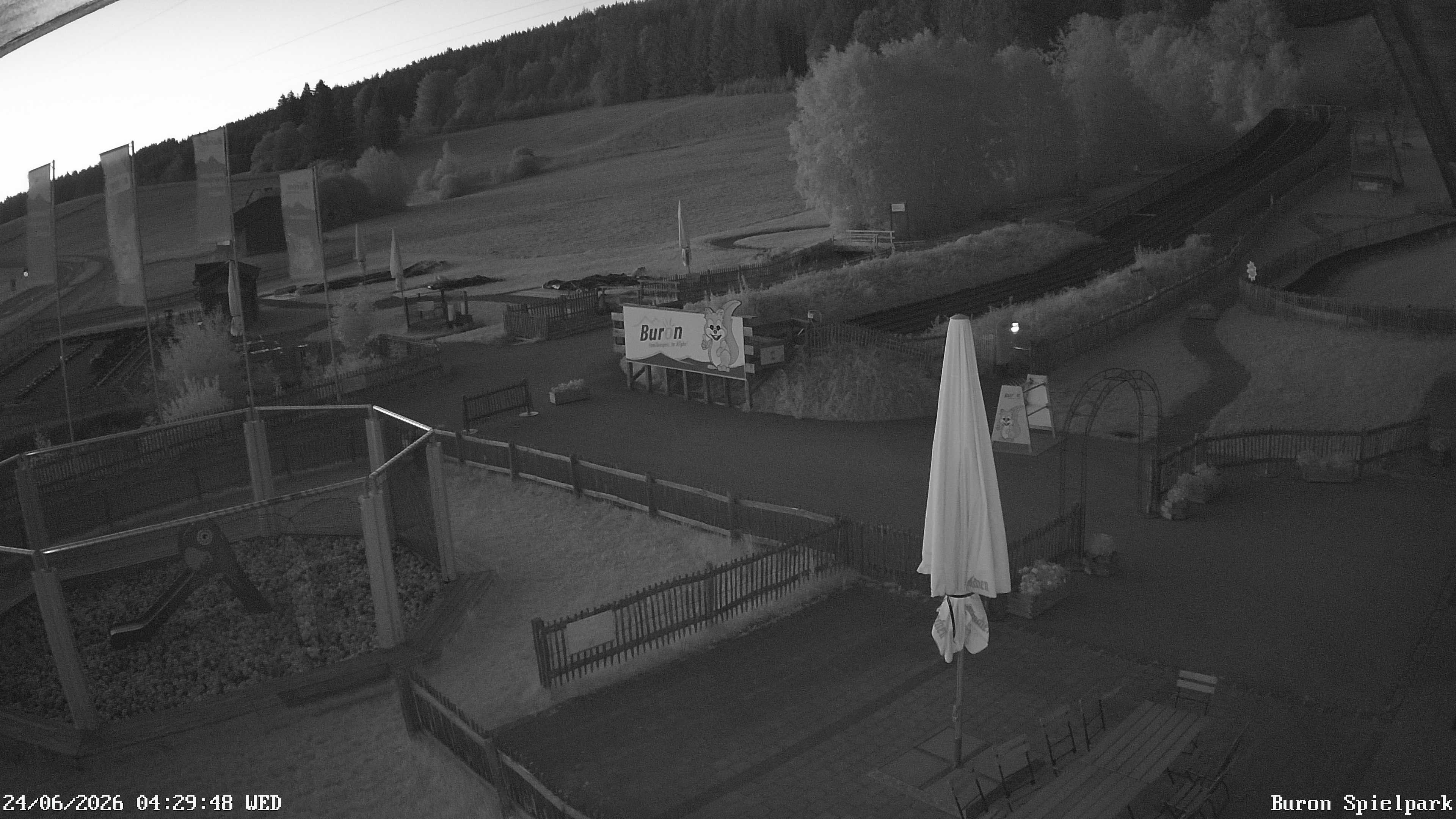 Archived image Webcam with the view of the Alpine restaurant Buron Stadl