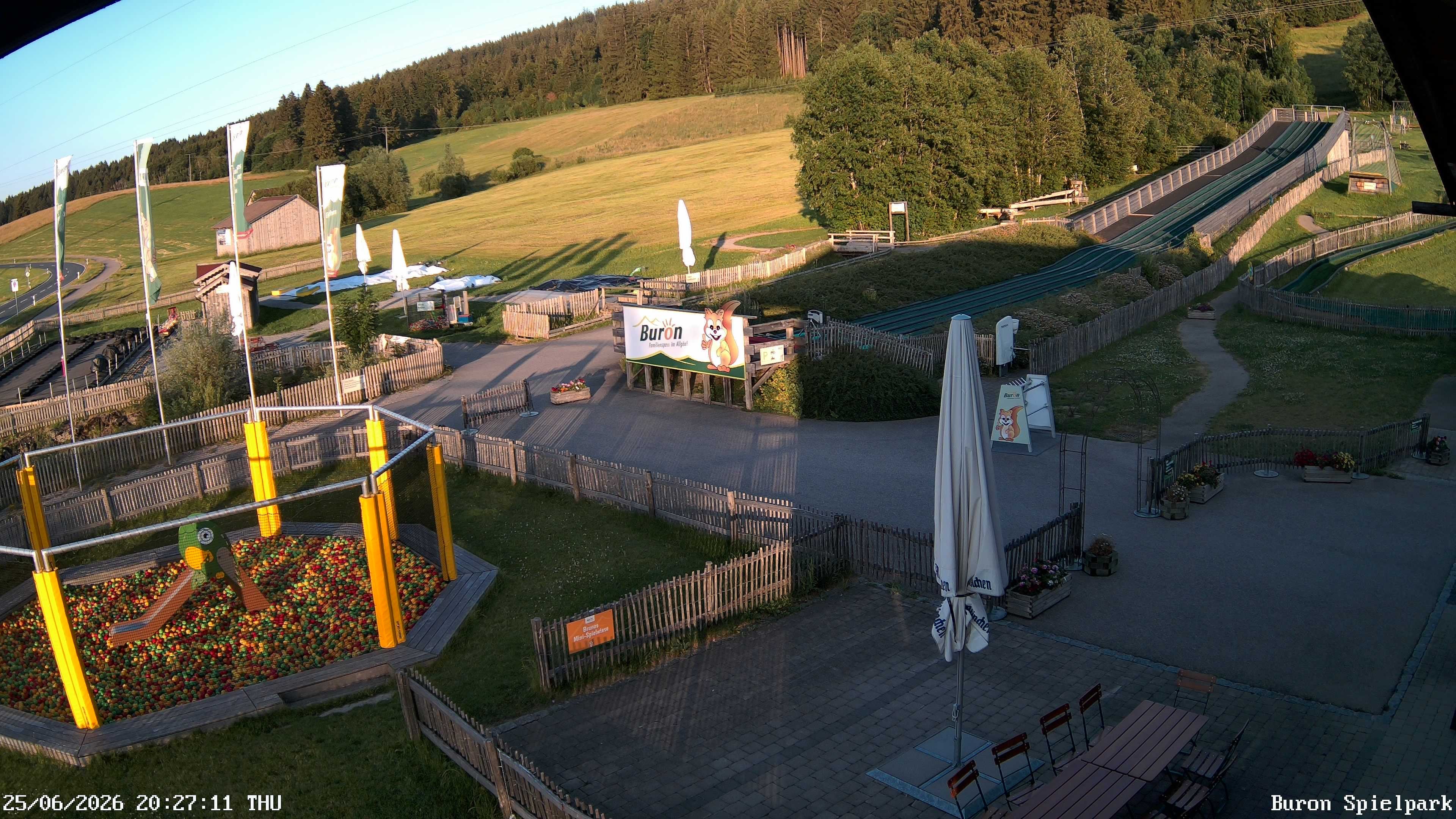Archiv Foto Webcam Fernsicht auf den Gasthof Buron Stadl im Tal
