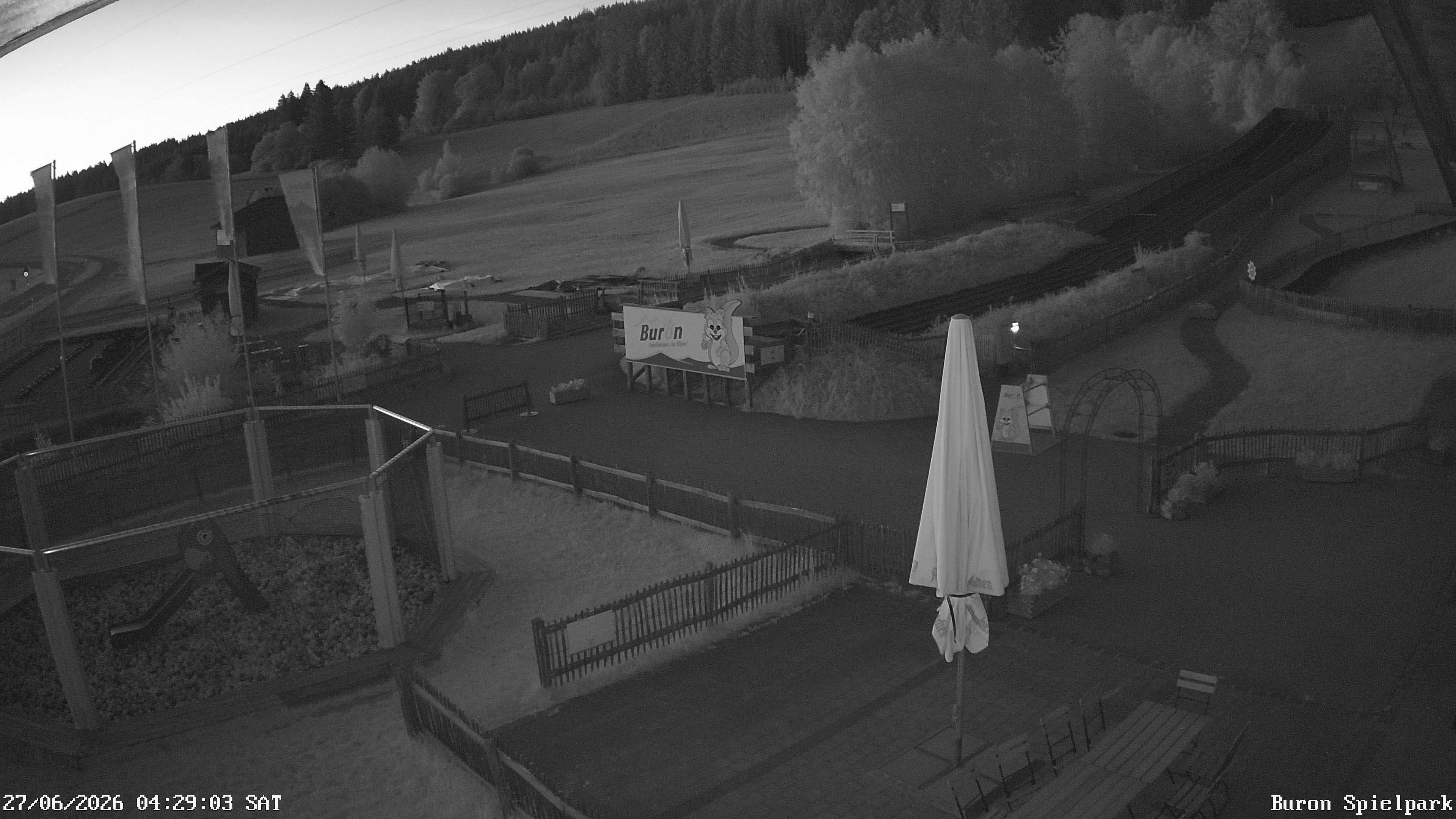 Archived image Webcam with the view of the Alpine restaurant Buron Stadl