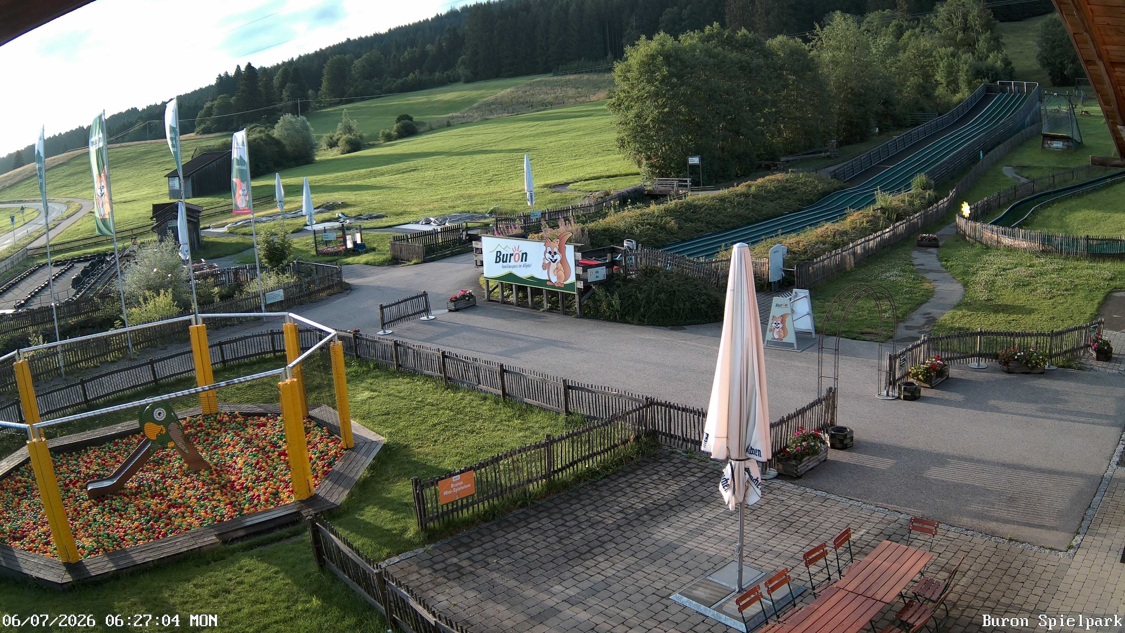 Archiv Foto Webcam Fernsicht auf den Gasthof Buron Stadl im Tal