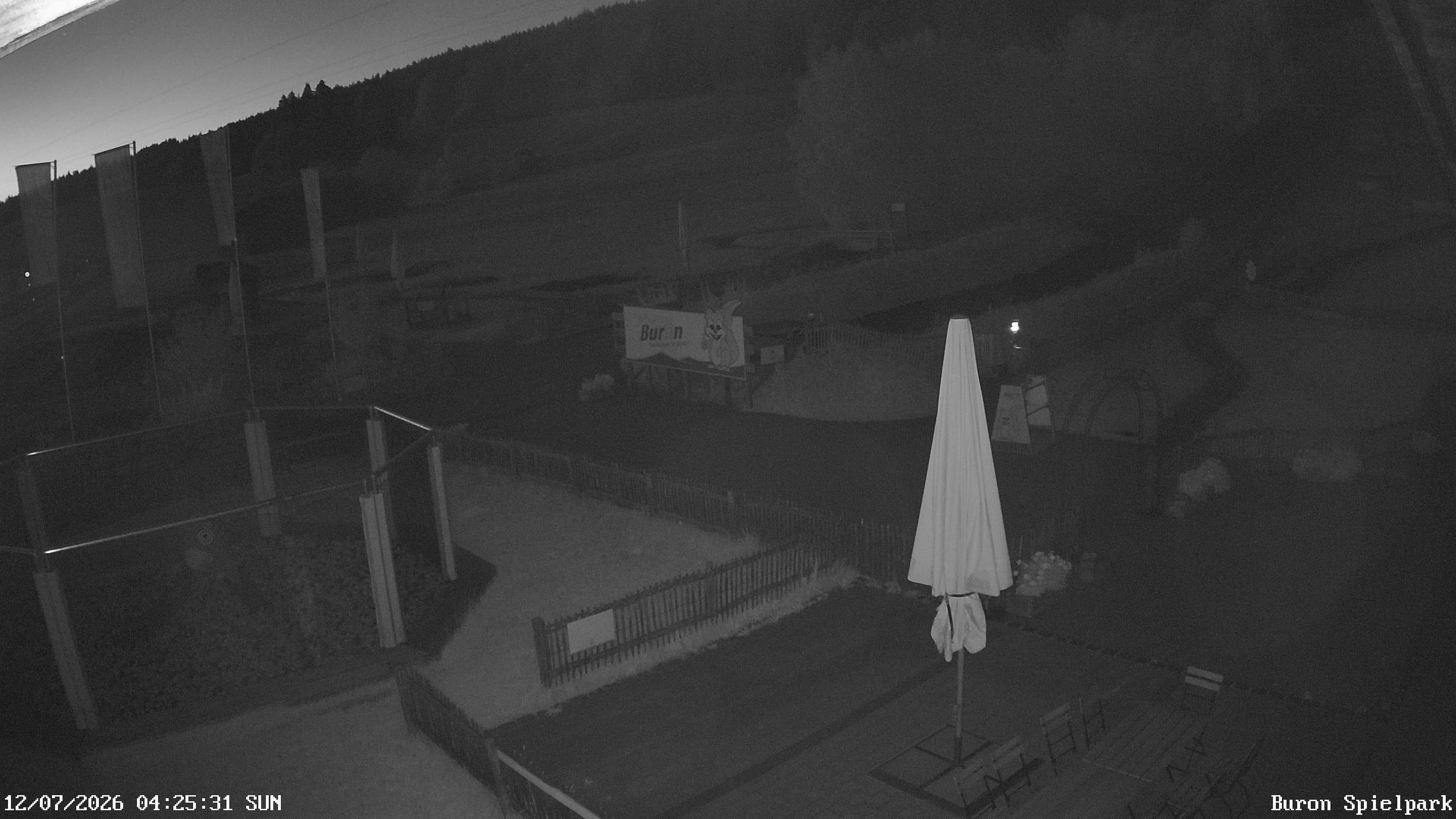 Archived image Webcam with the view of the Alpine restaurant Buron Stadl