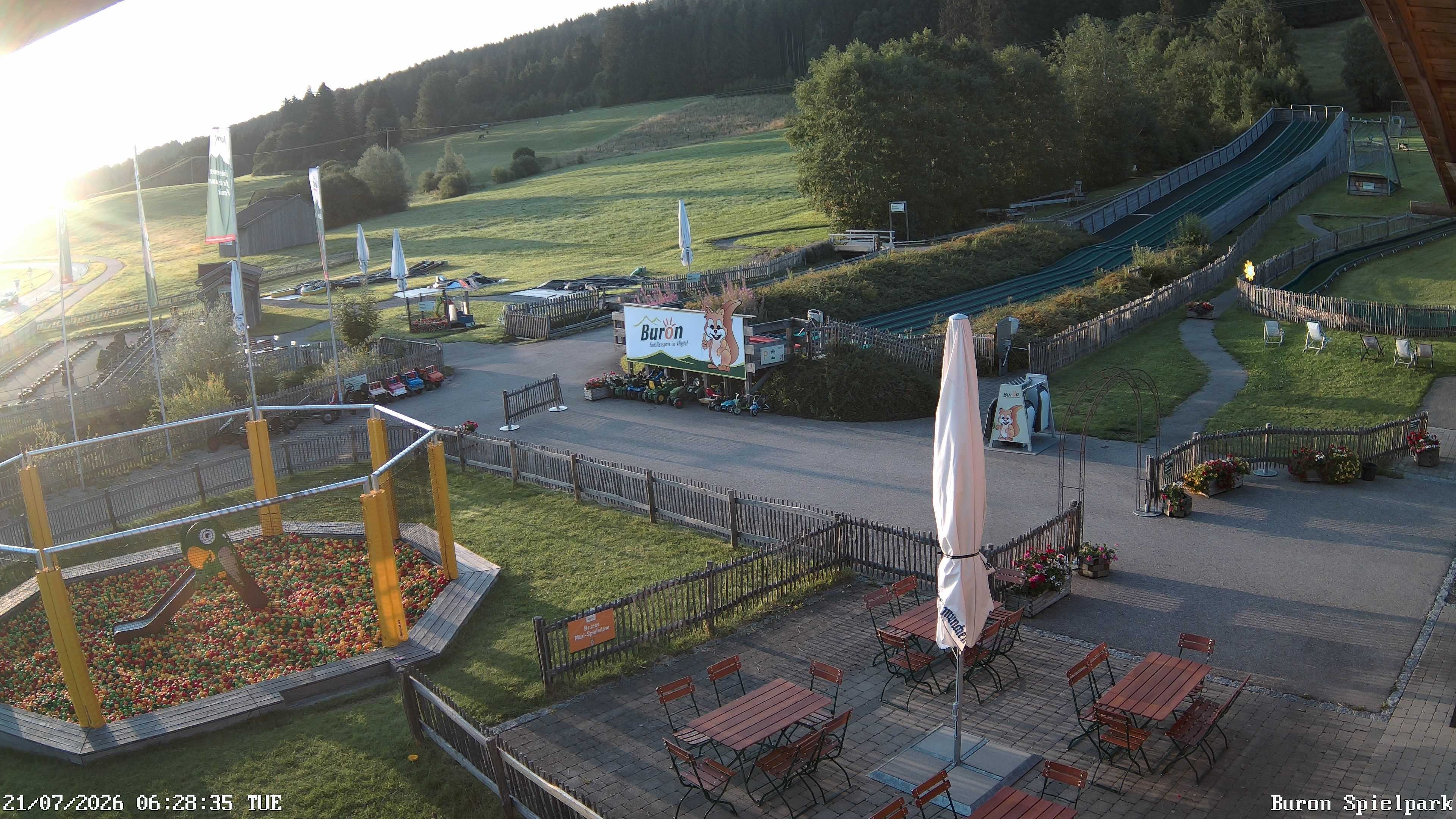 Archiv Foto Webcam Fernsicht auf den Gasthof Buron Stadl im Tal