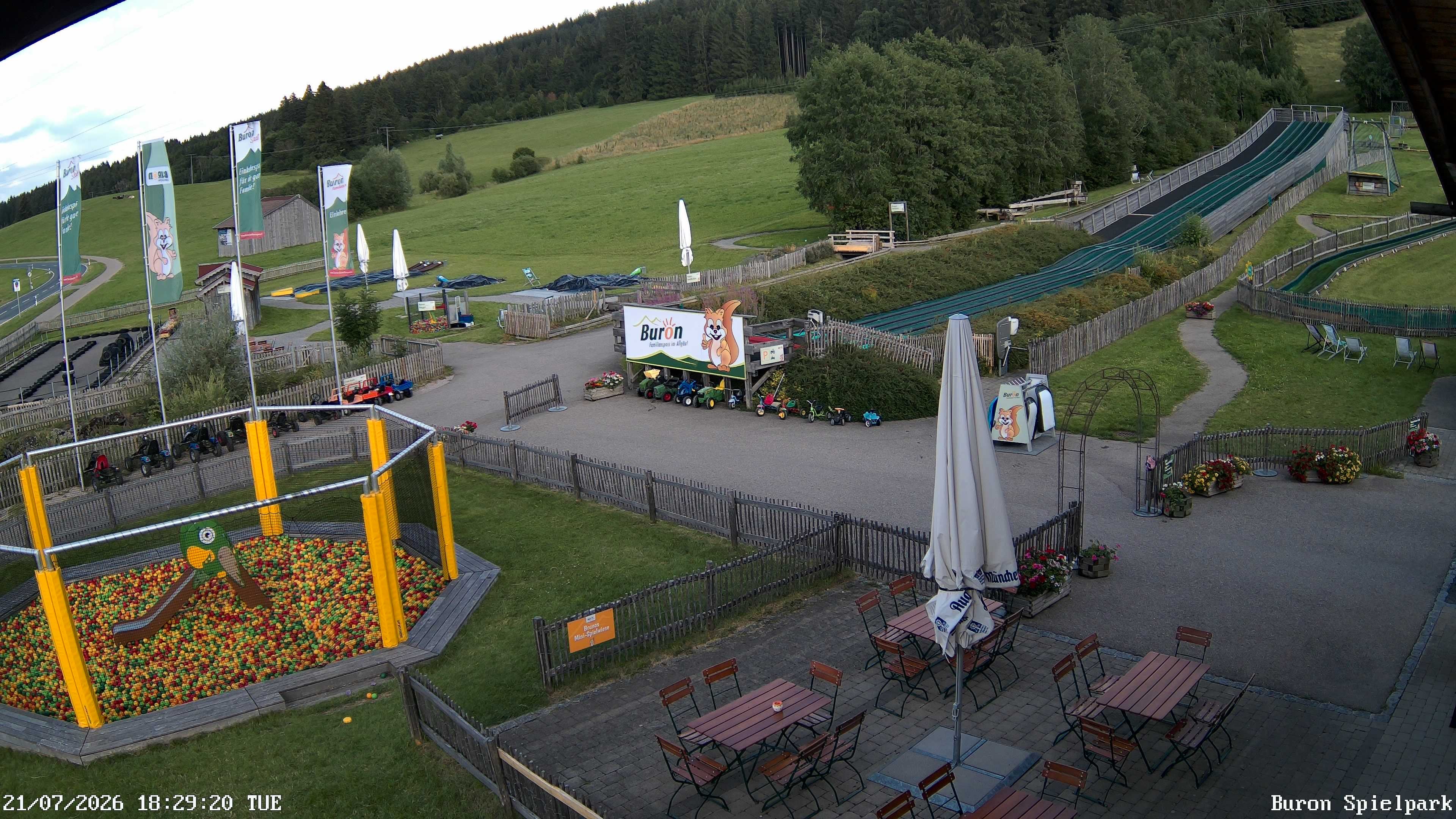 Archiv Foto Webcam Fernsicht auf den Gasthof Buron Stadl im Tal