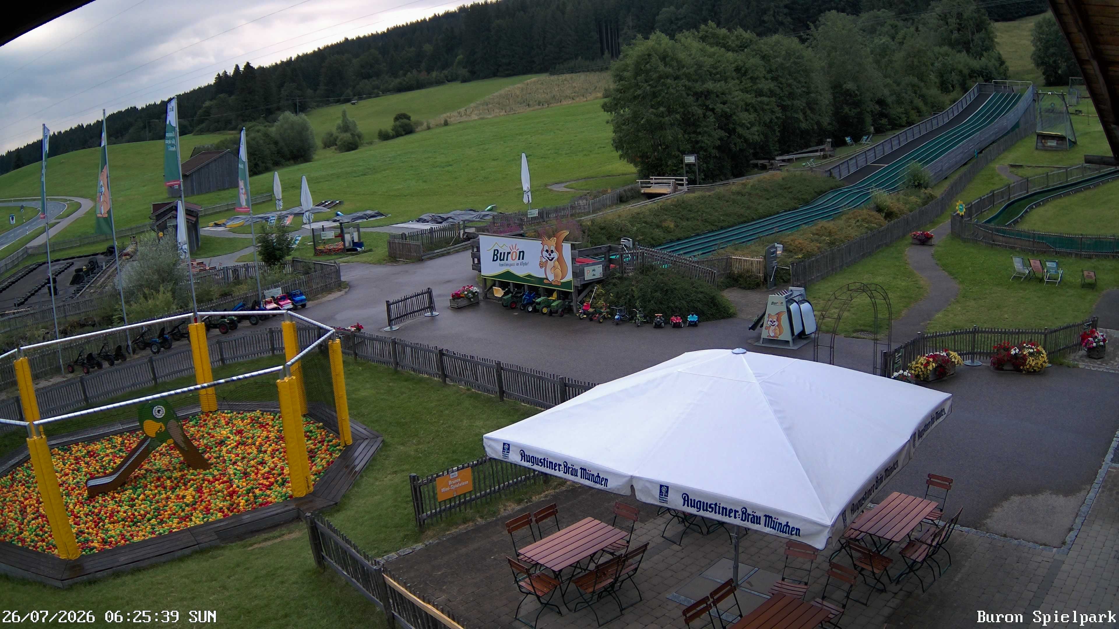 Archiv Foto Webcam Fernsicht auf den Gasthof Buron Stadl im Tal