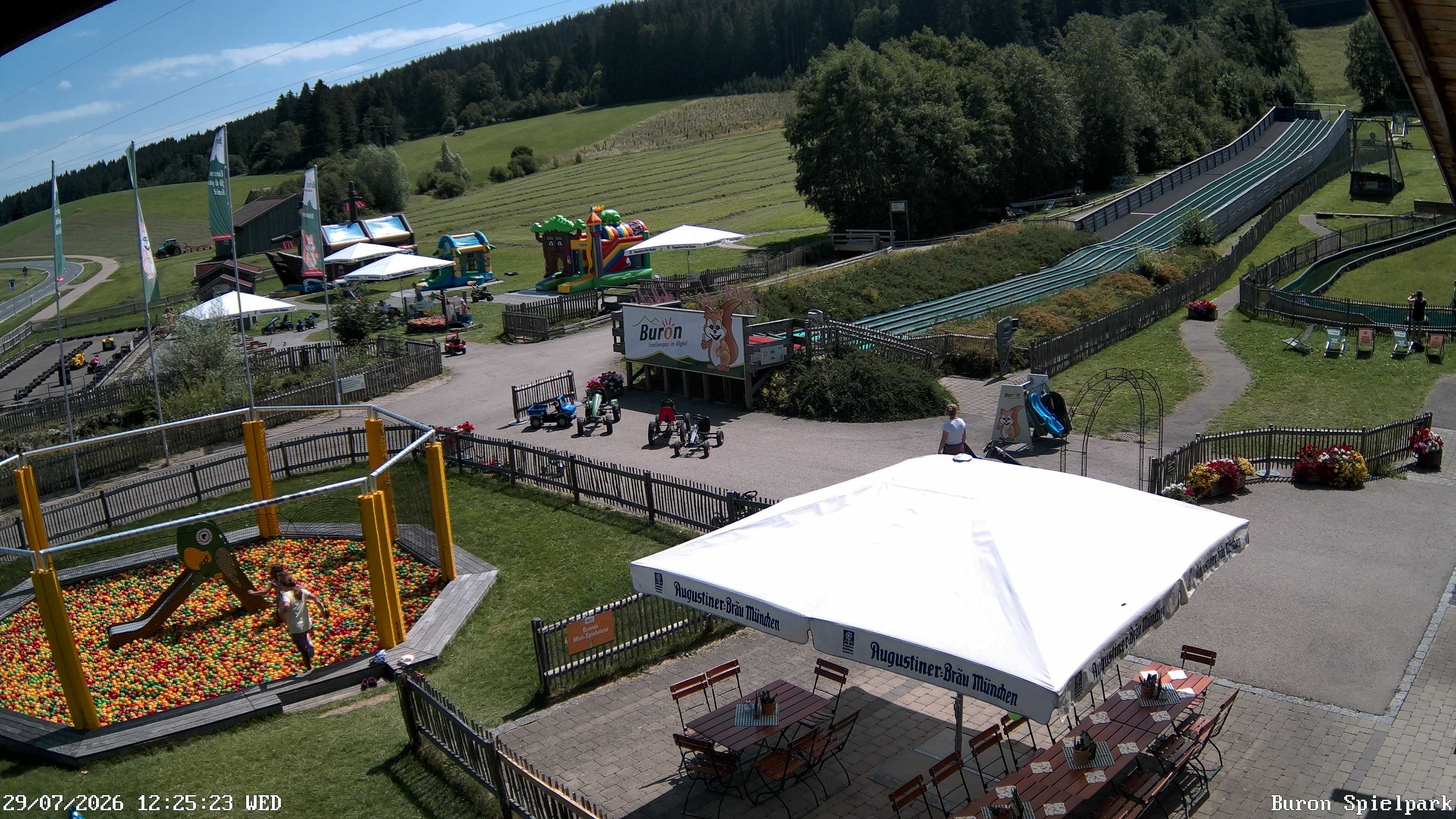 Archiv Foto Webcam Fernsicht auf den Gasthof Buron Stadl im Tal