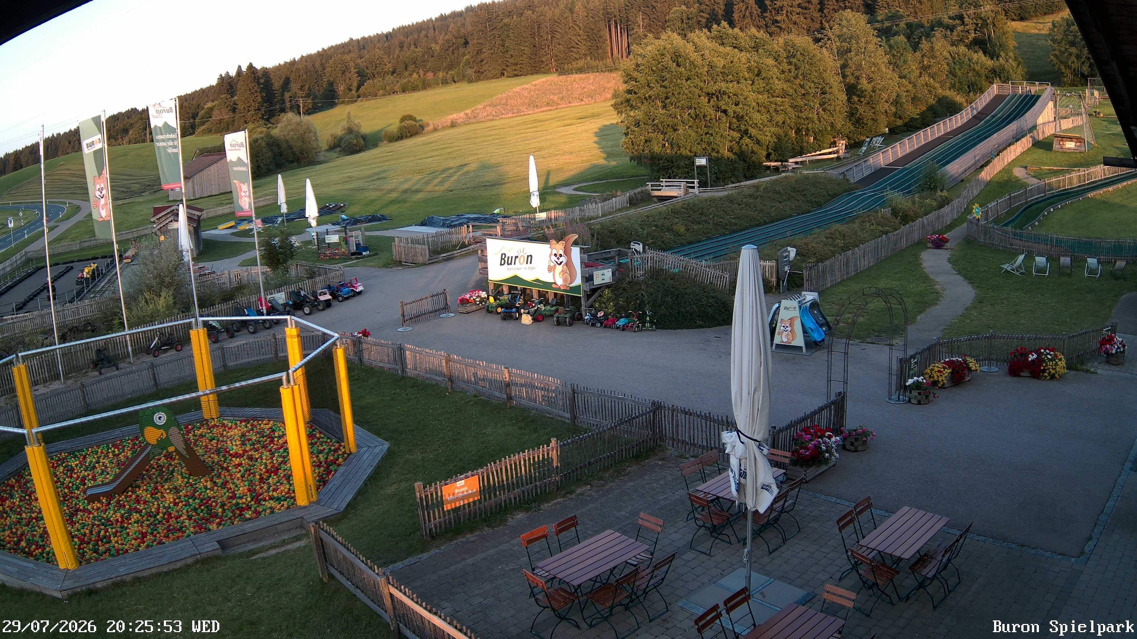 Archiv Foto Webcam Fernsicht auf den Gasthof Buron Stadl im Tal