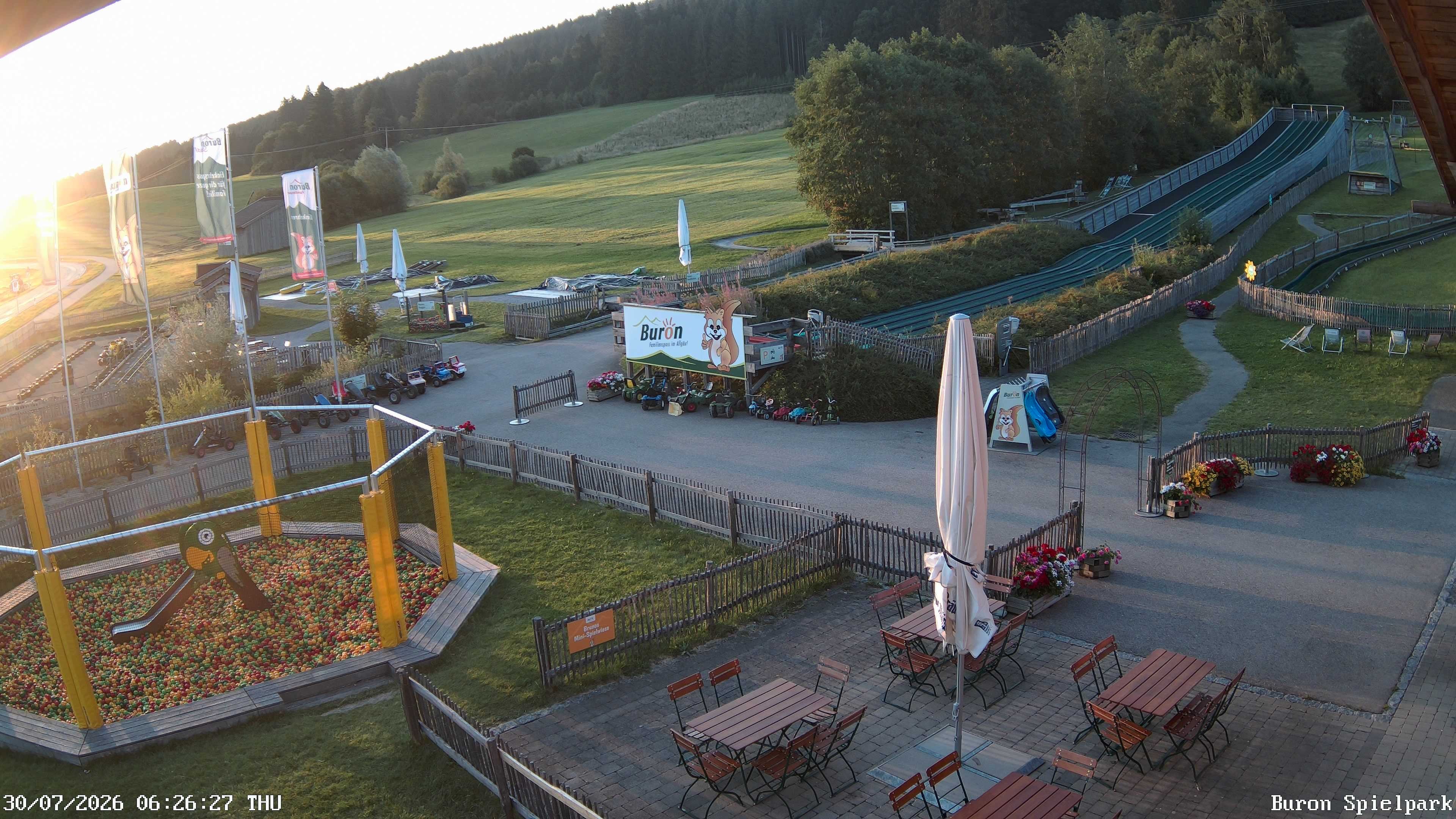 Archiv Foto Webcam Fernsicht auf den Gasthof Buron Stadl im Tal
