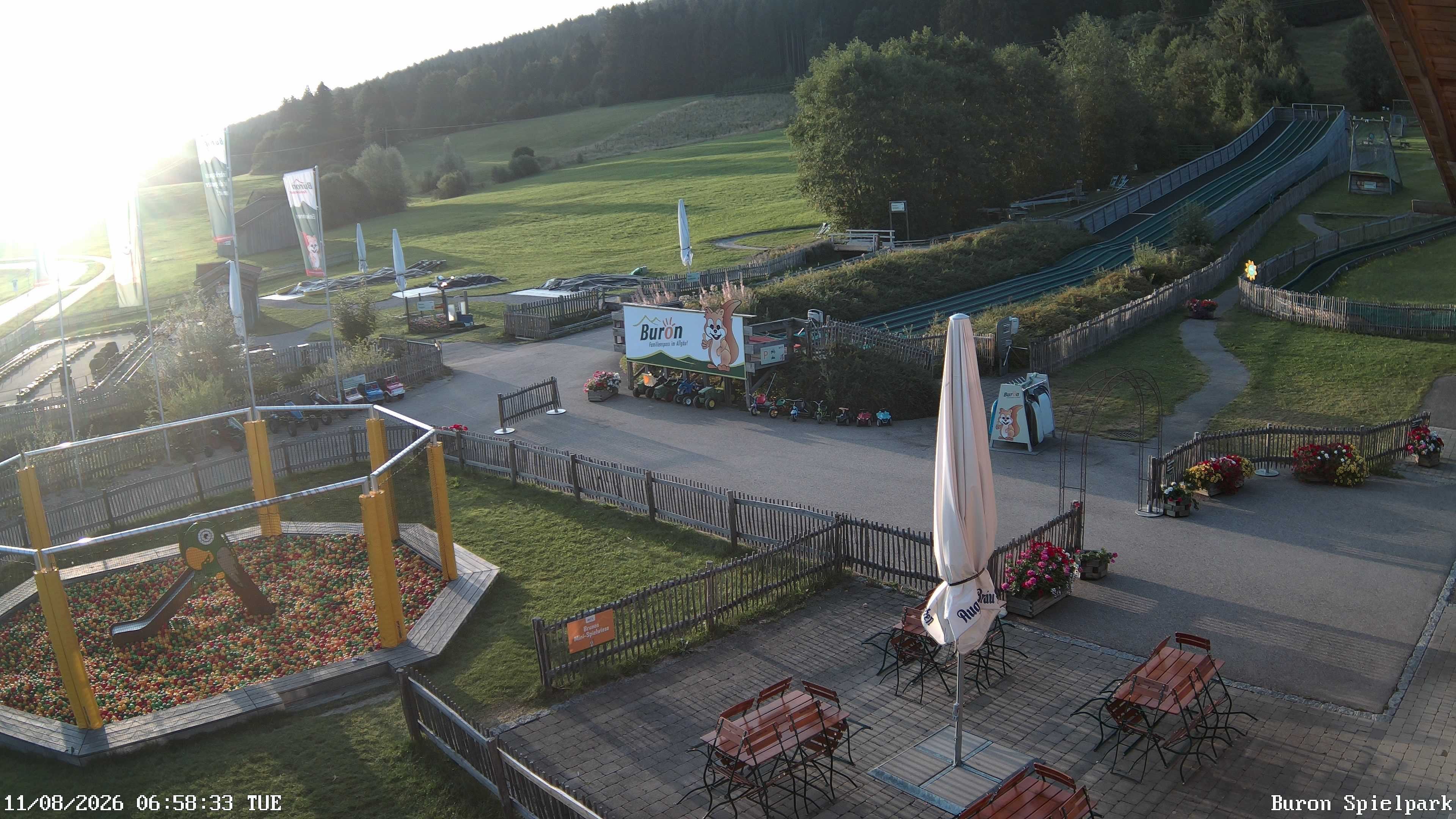 Archiv Foto Webcam Fernsicht auf den Gasthof Buron Stadl im Tal