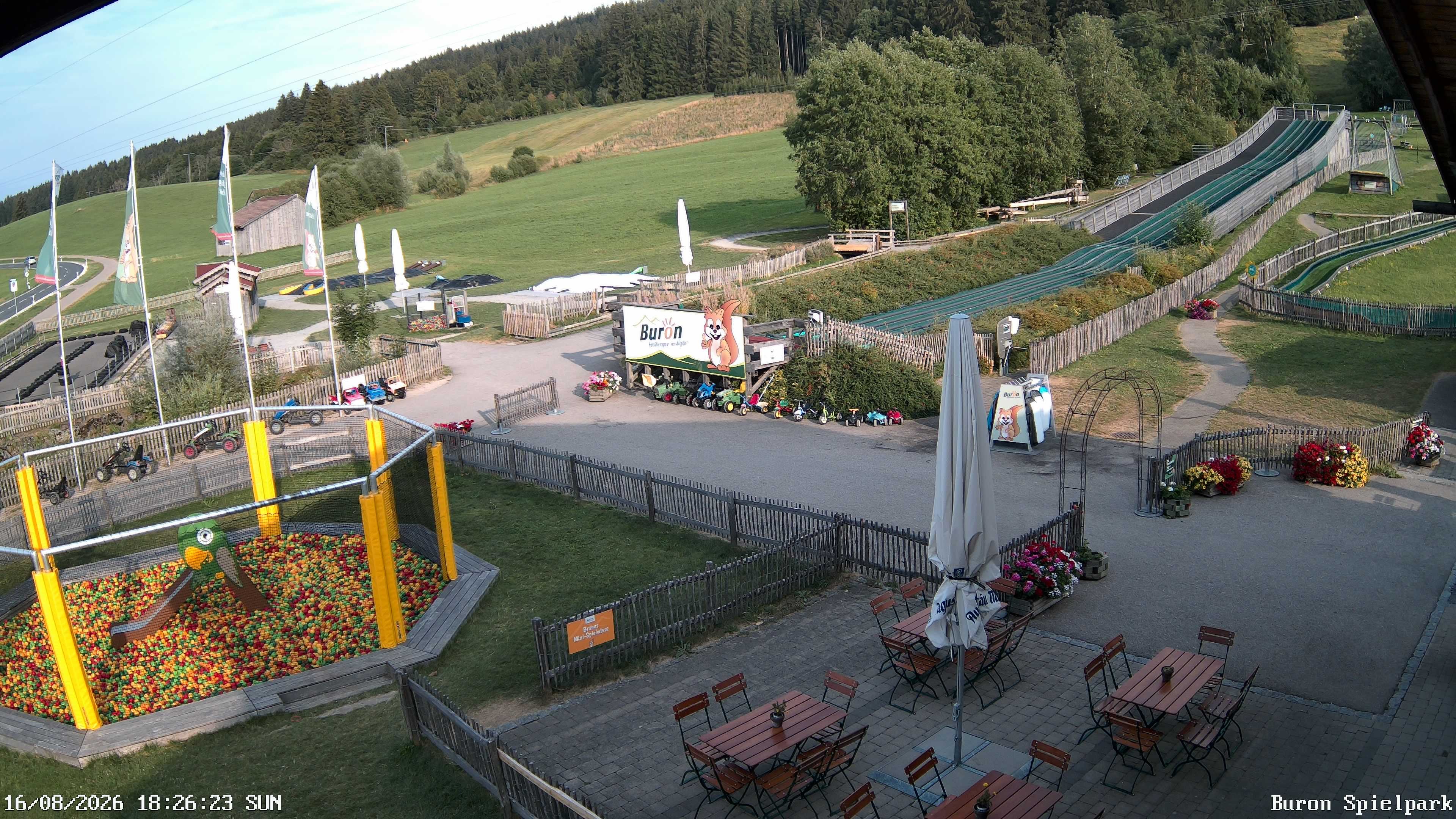 Archiv Foto Webcam Fernsicht auf den Gasthof Buron Stadl im Tal