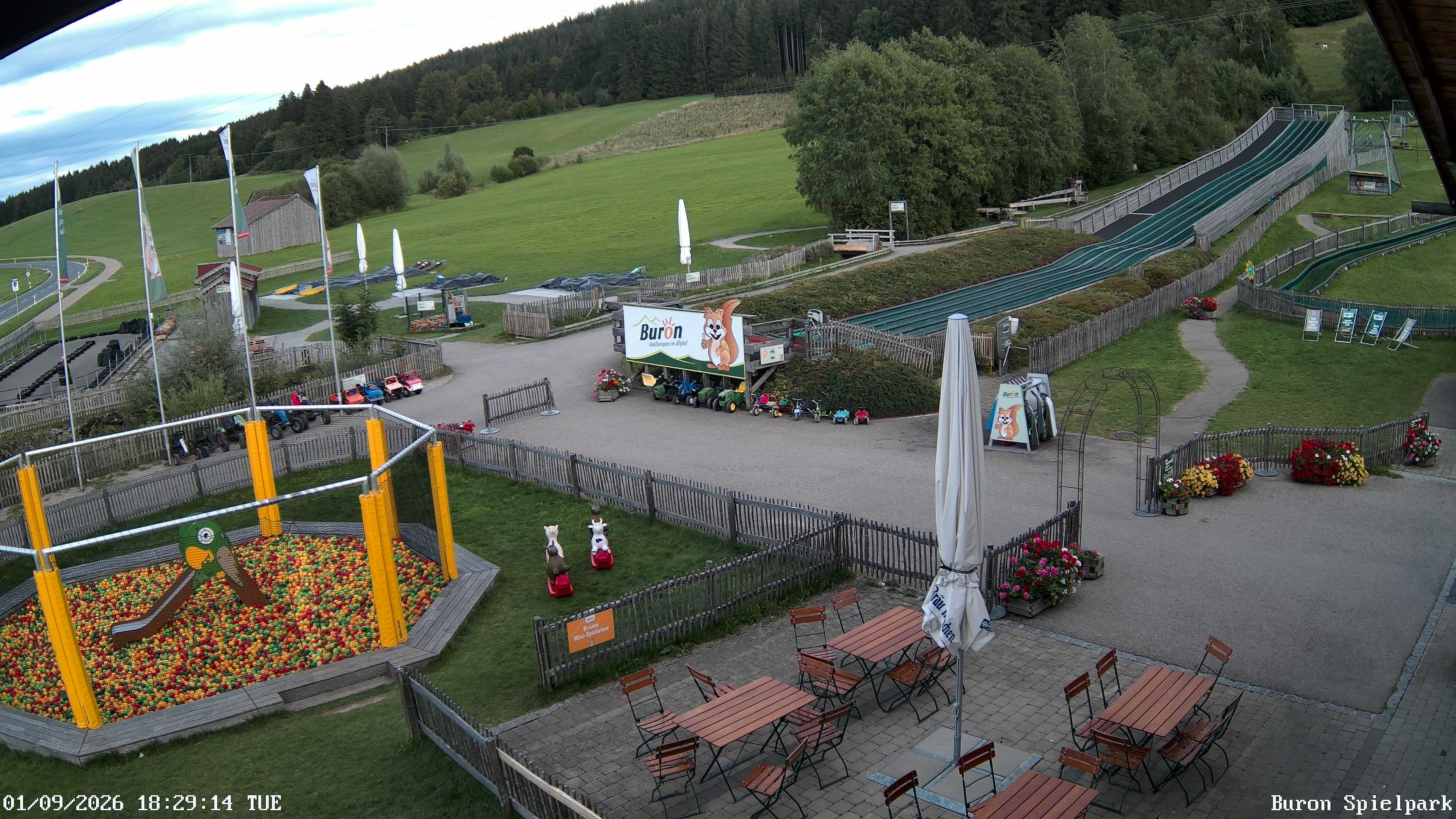 Archiv Foto Webcam Fernsicht auf den Gasthof Buron Stadl im Tal