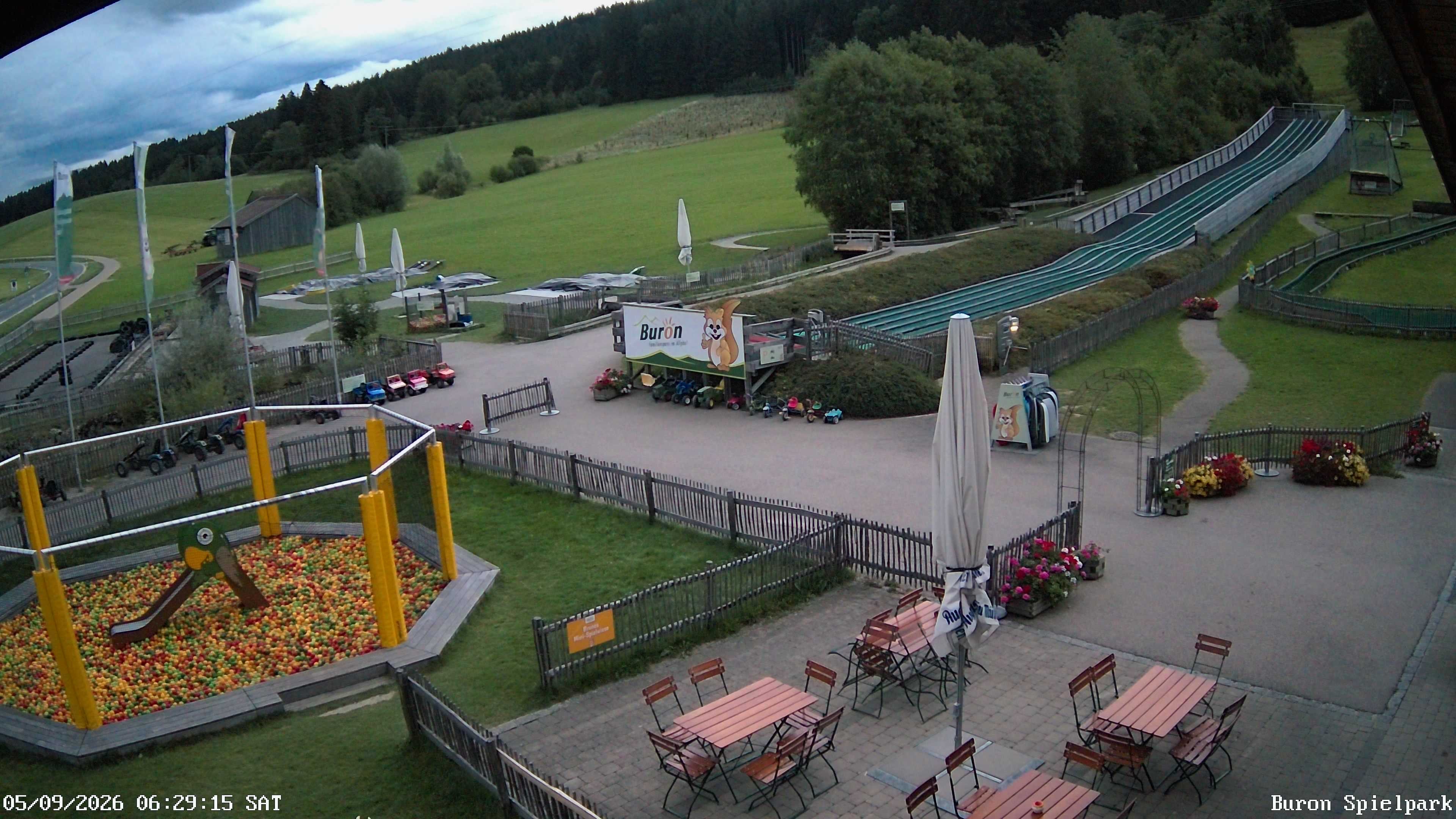 Archiv Foto Webcam Fernsicht auf den Gasthof Buron Stadl im Tal